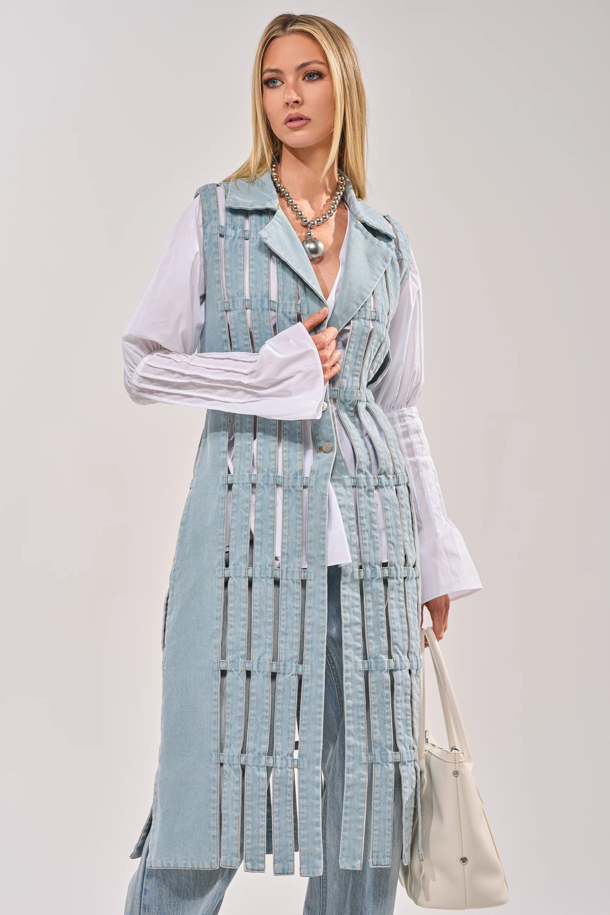 RIGHT THROUGH ME CUTOUT DENIM VEST | AKIRA