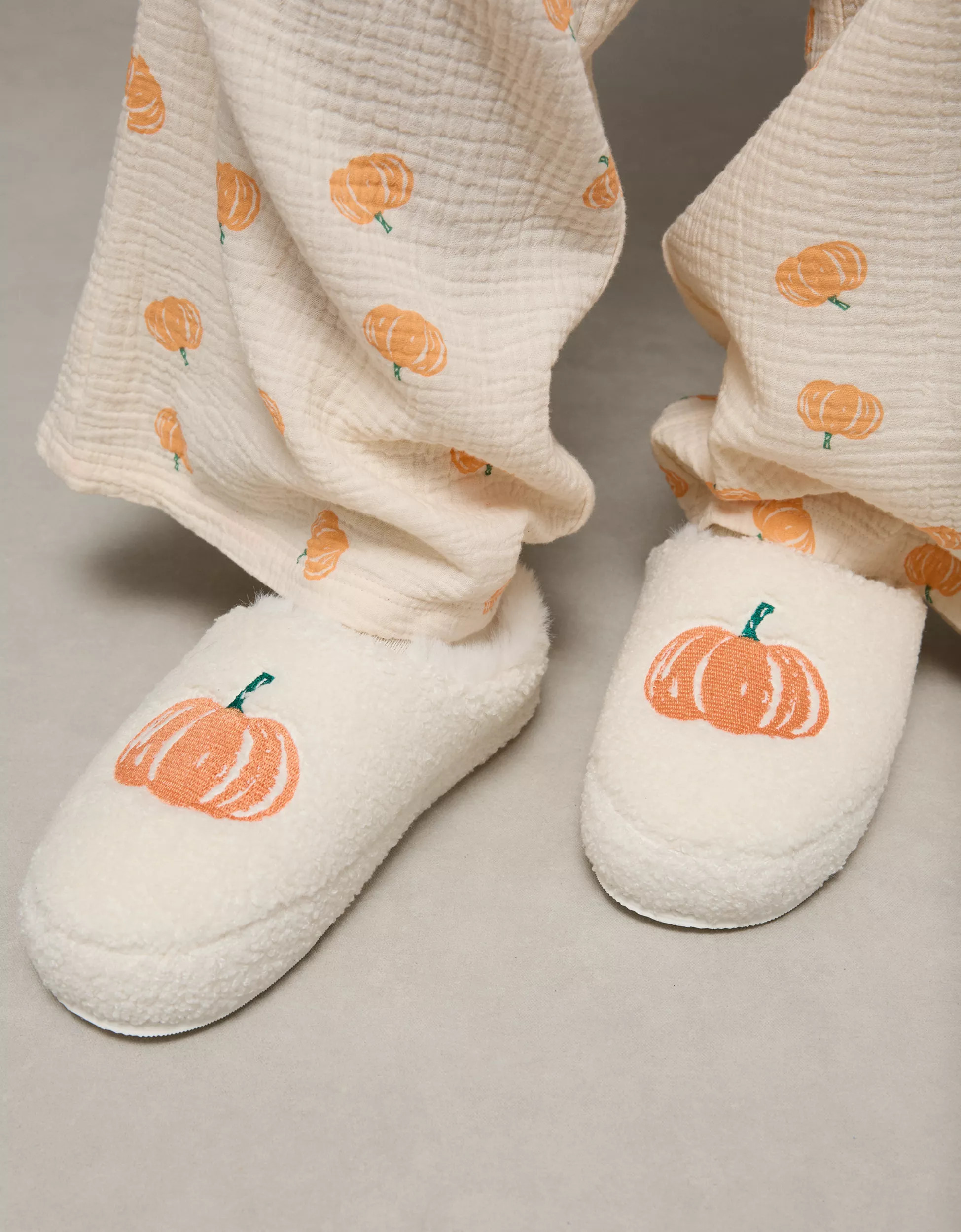 AE Pumpkin Scuff Slipper | American Eagle Outfitters (US & CA)