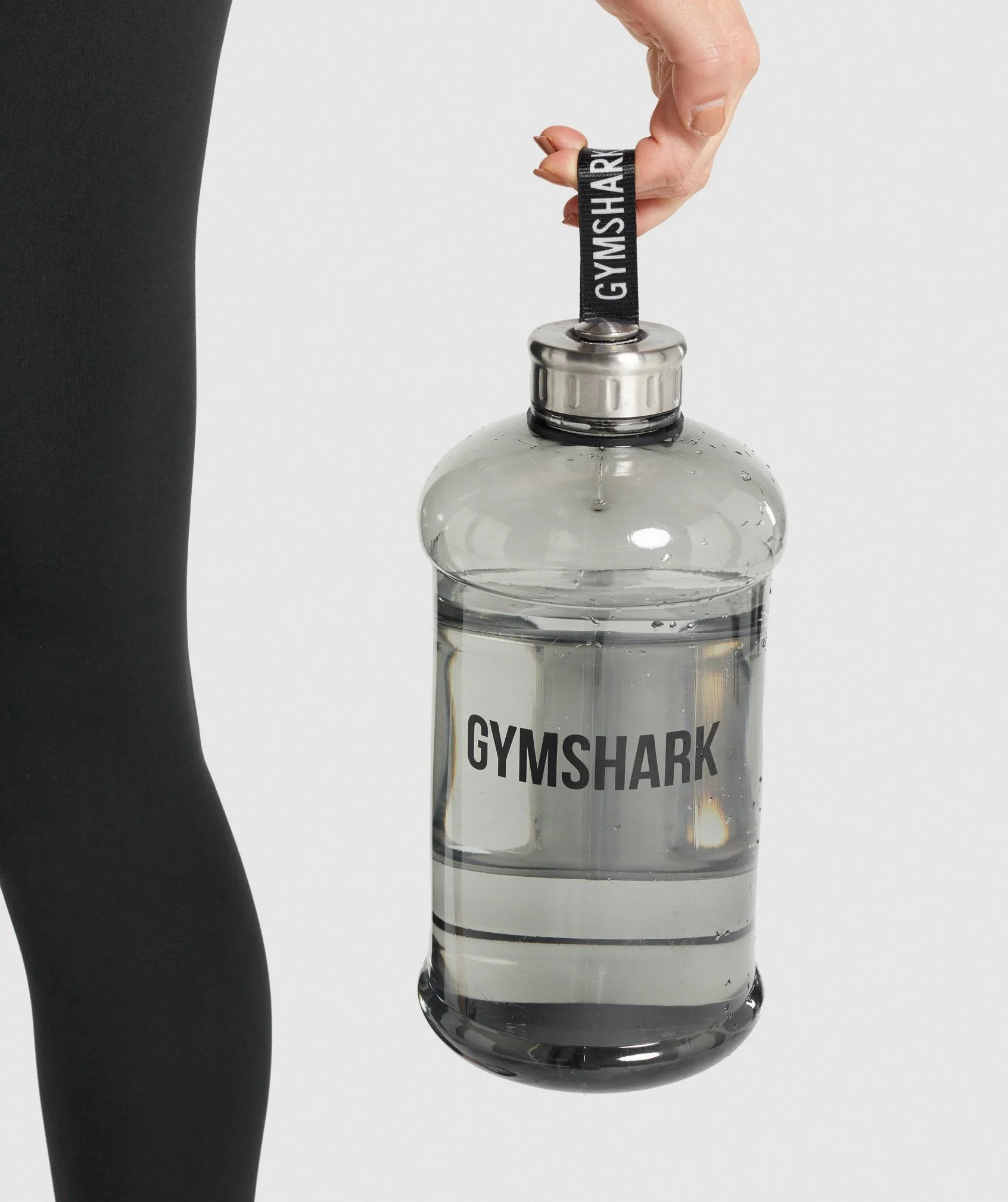 74oz Water Bottle Black | Gymshark US