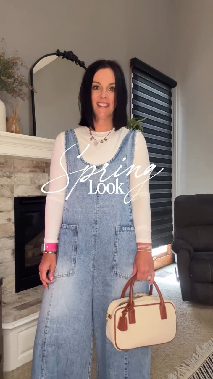 Overalls, spring addition 🌸🌺

Wide- leg, denim overalls.  Adjustable for the tall girlies!  I’m wearing a small!  Paired with my favorite double lined pumiey top

Comment ME and I’ll send the direct links!

🔎: bib overalls, Vici, Vici outfit, spring outfit, denim overalls look, mom over 40, casual but put together look, wide leg denim, adjustable overalls, date night look, pumiey tops
#vici #biboveralls #momover40 #springoutfitideas


#LTKmomlife #LTKOver40 #LTKootd