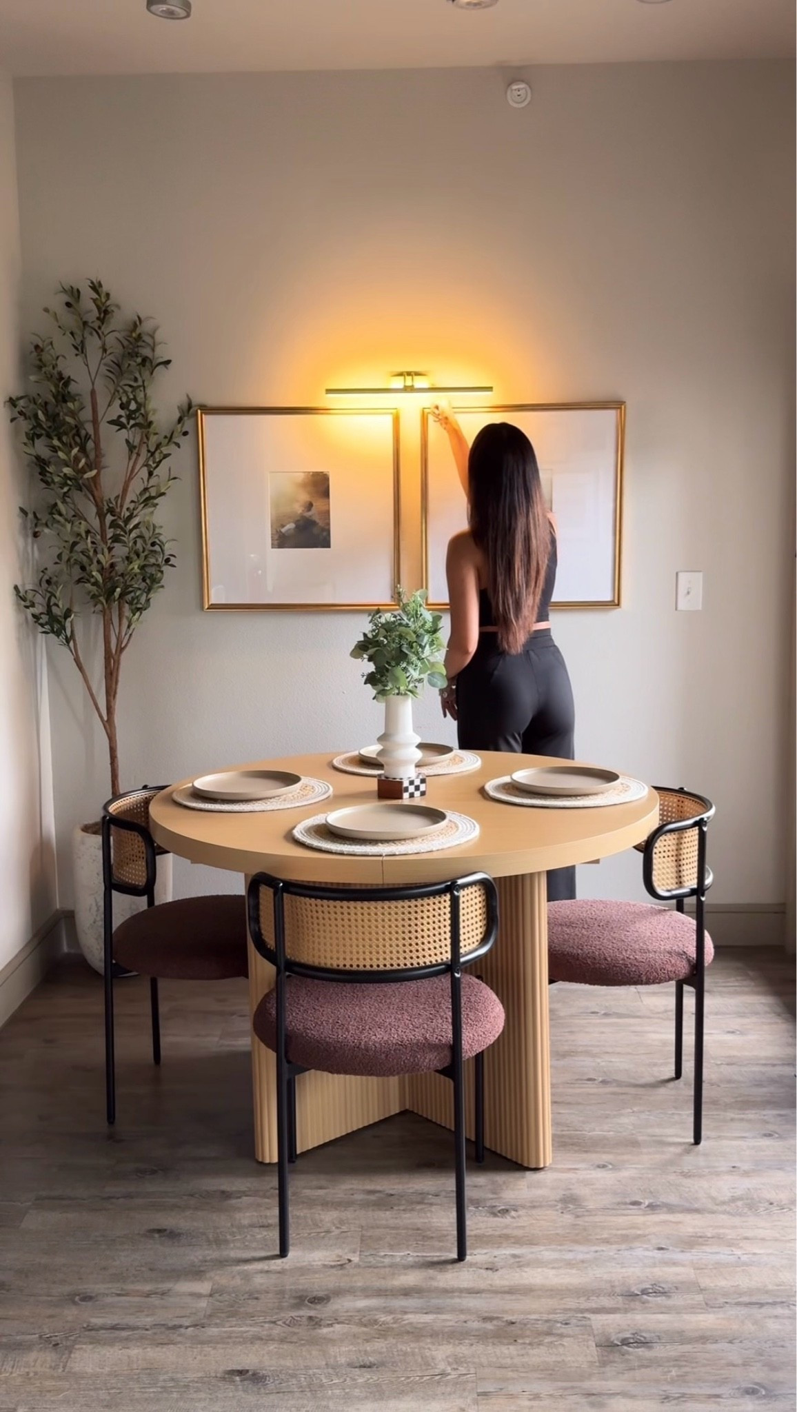 dining room links 🤎

#LTKHome #LTKmorningroutine #LTKdayinmylife