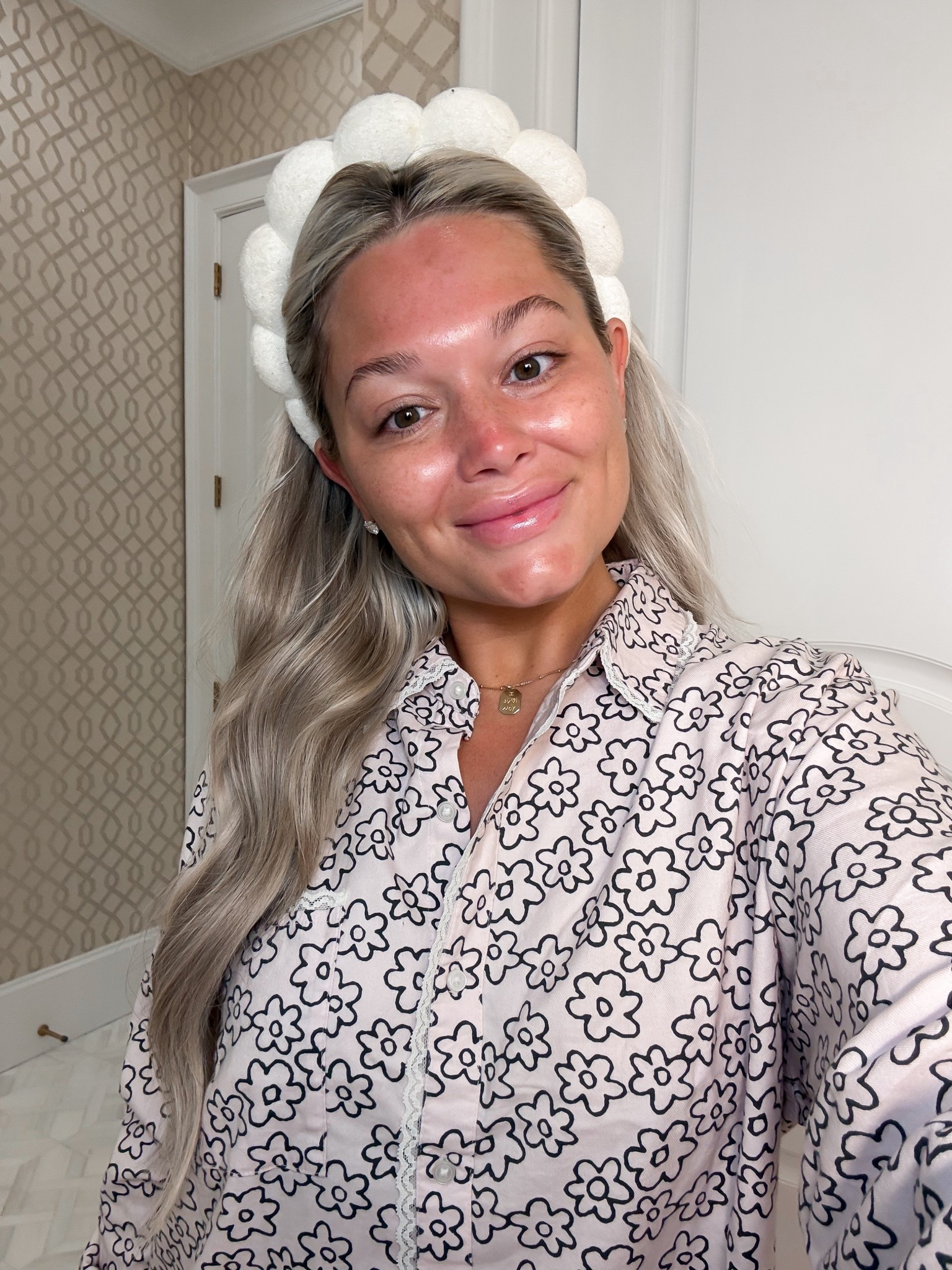 Code: WHITRIFE20 for 20% off CR! 

#LTKmomlife #LTKgrwm #LTKmorningroutine