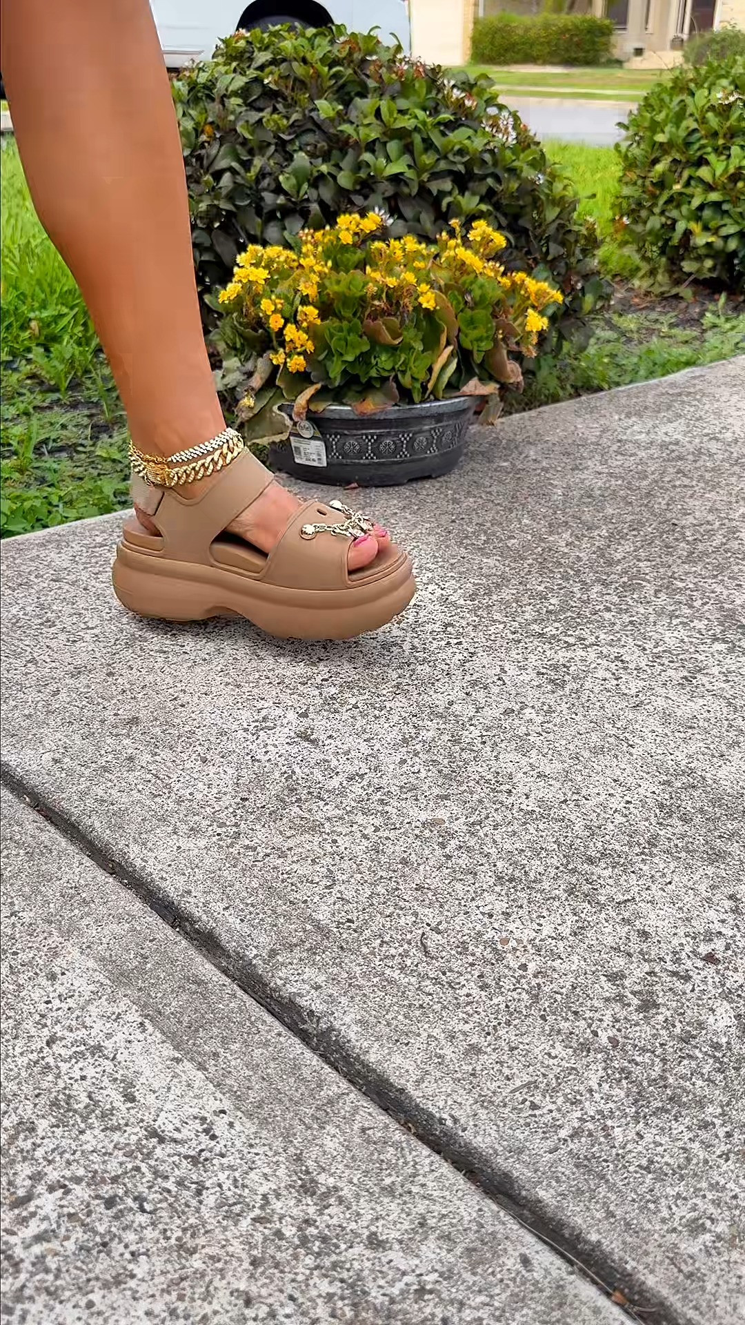 Crocs SoHo sandals give all the height and the comfort! #crocs #crocssandals #crocssohosandals #platformsandals #ad @Crocs  

 #LTKootd #LTKWorkwear #LTKTravel