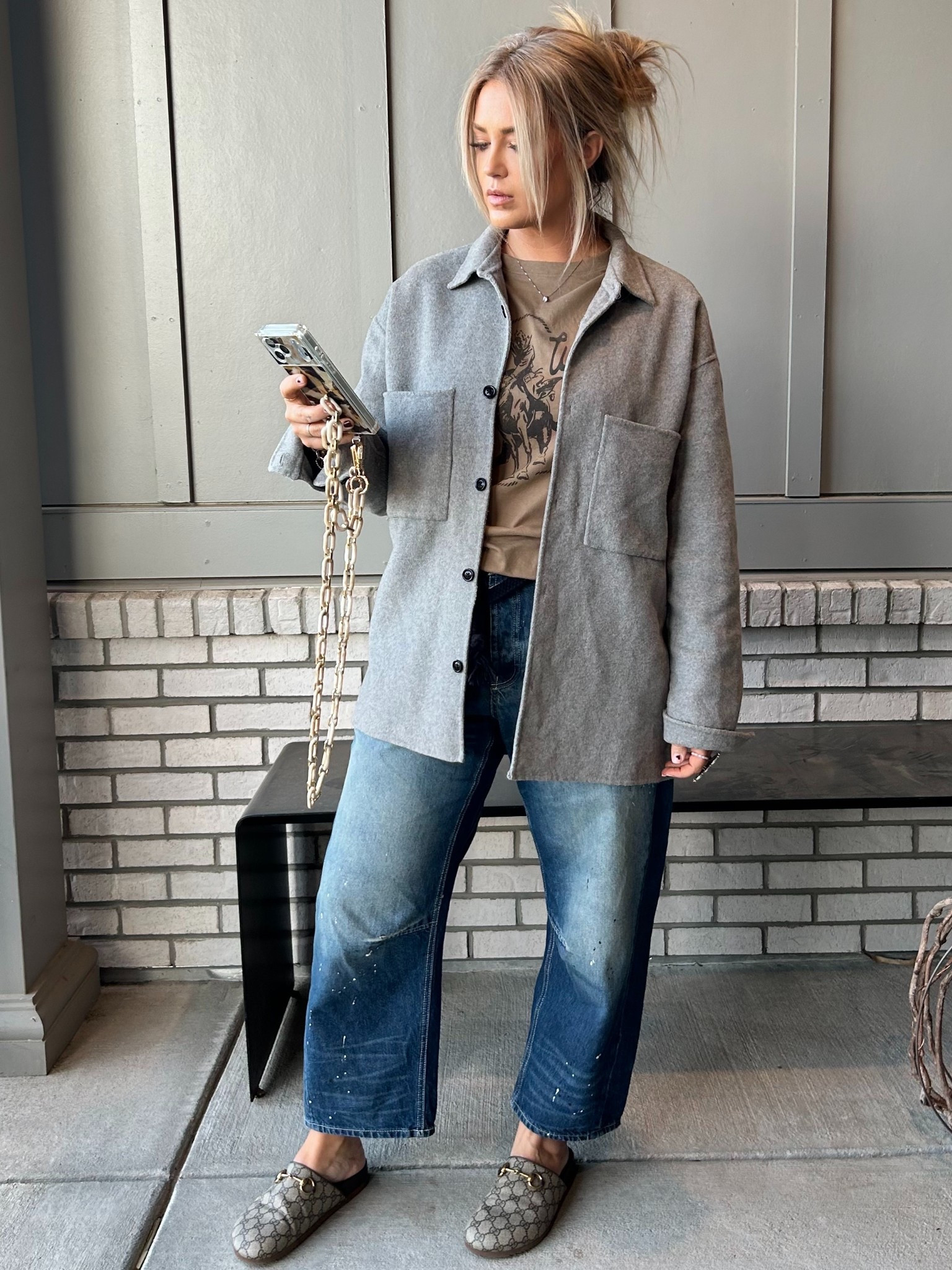 Cold fall day outfit details!!



#LTKmomlife #LTKOver40 #LTKdayinmylife