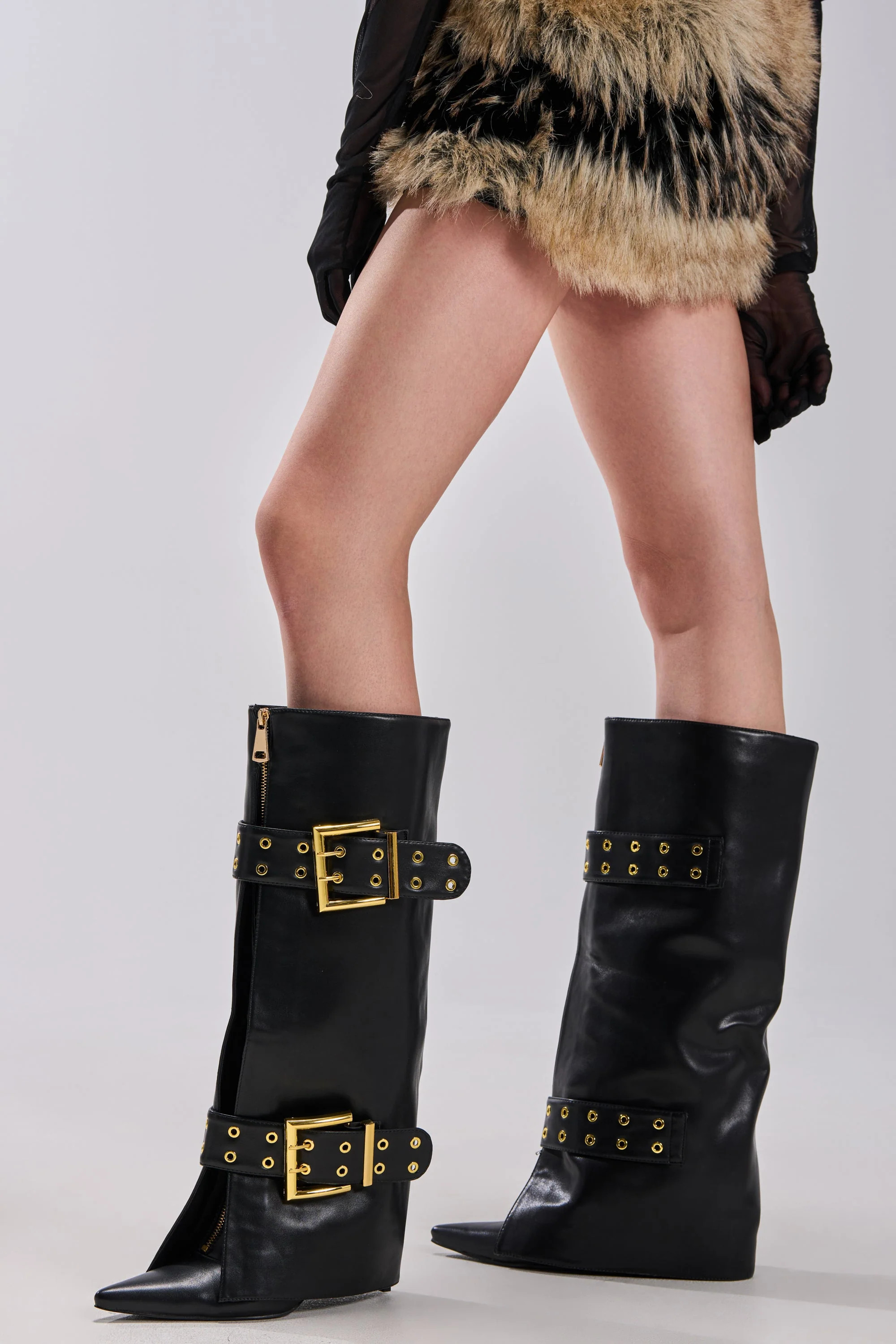 AZALEA WANG ROOVER BLACK HARDWARE EMBELLISHED STILETTO BOOT | AKIRA