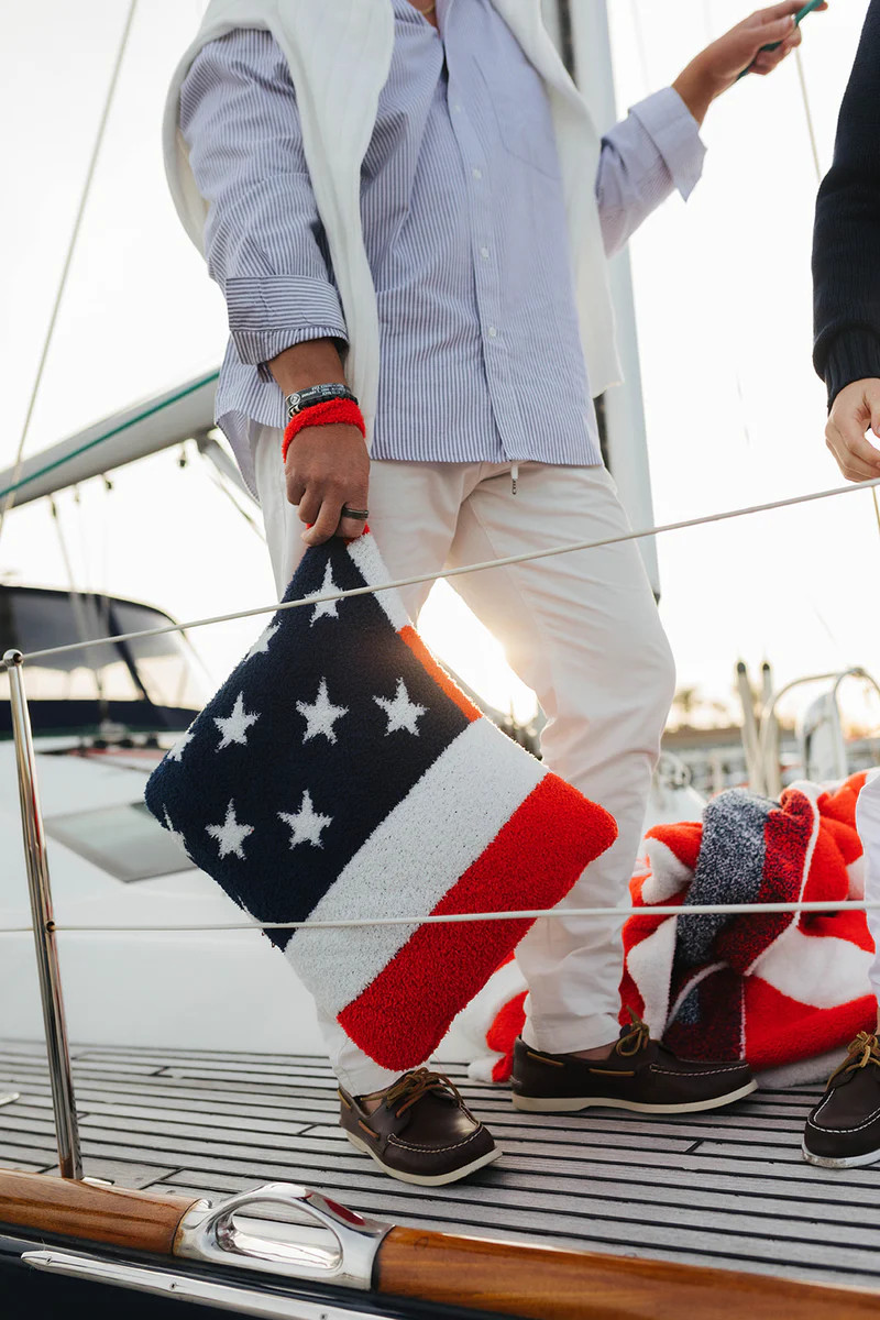 American Flag Quillow (50*60) | Shop Staykation