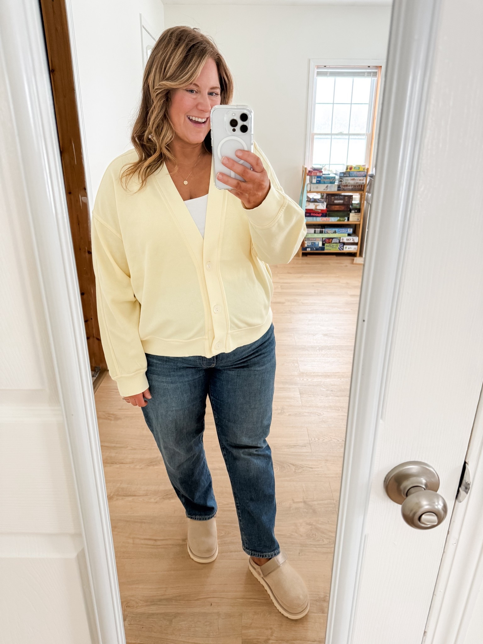 Wearing an XL in my butter yellow cardigan, 14 in my Gap maternity jeans and XL in my tank  

#LTKBump #LTKmomlife #LTKootd