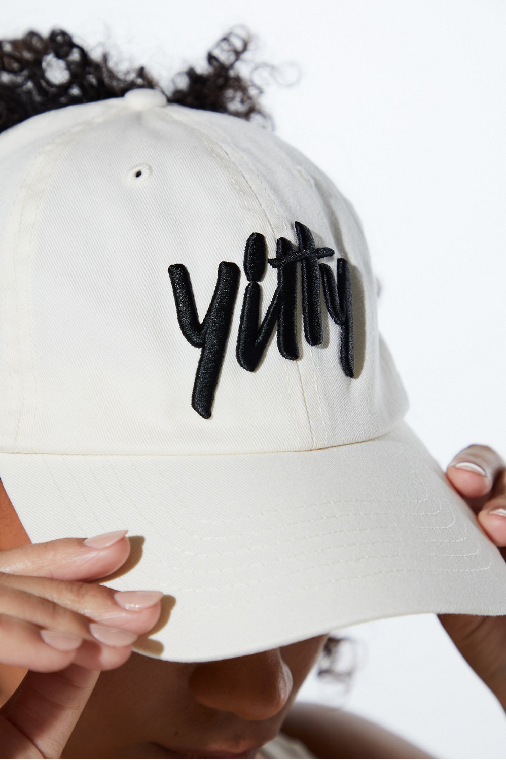 Major Label Yitty Cap | Fabletics - North America