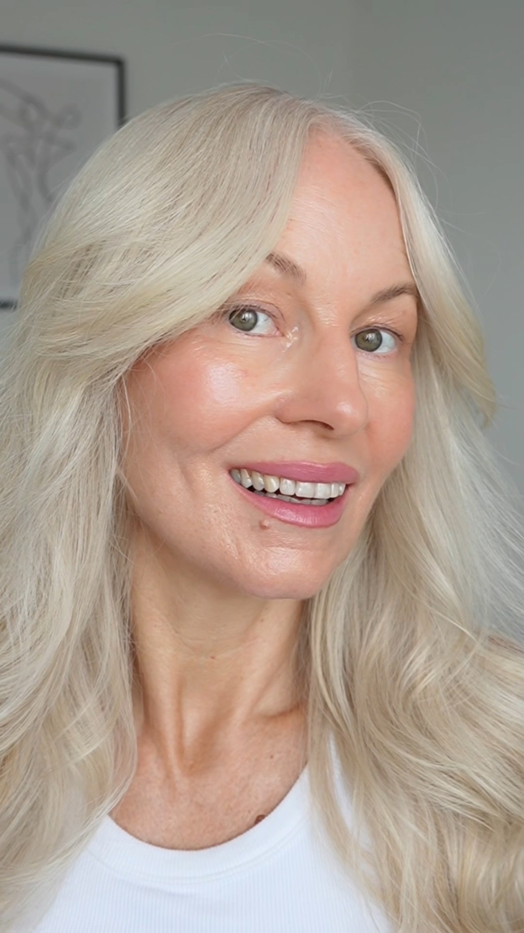 Inspired by Pamela’s effortless fresh-faced vibe, I wanted to recreate a similar “no-makeup makeup” look that actually lasts all day. 

Instead of starting with foundation, I skipped it completely and went straight in with colour and definition. Then I just concealed and corrected where needed — which kept my skin looking natural and fresh.

And yes… no mascara! I love the undone, soft finish it gives. Sometimes less really is more.

What do you think — would you try a look like this?

Product List (I will add them to my LTK)

D'Alba First Spray Serum Hydrating Mist

Saie Starglow Glowy Super Gel Primer

Makeup by Mario Skin Enhancing Bronzer Light Medium

YSL Make Me Blush 44

Hourglass Blush Unreal Liquid Blush in Whim

Beauty Pie super luminous genius under eye corrector in Light/Medium

Erborian Super BB Concealer in Dore

Victoria Beckham Bronzing Brick in 02, Reflect Highlighter in Pearl, Lip Tint in Je t'aime

Bobbi Brown Cream Eyeshadow stick in Golden Pink

Fenty Beauty Lip liner in Trace'd Out

Prada Beauty Lip balm in Prada Light

Nars Light Reflecting setting spray



#LTKbeauty #LTKsummer #LTKuk