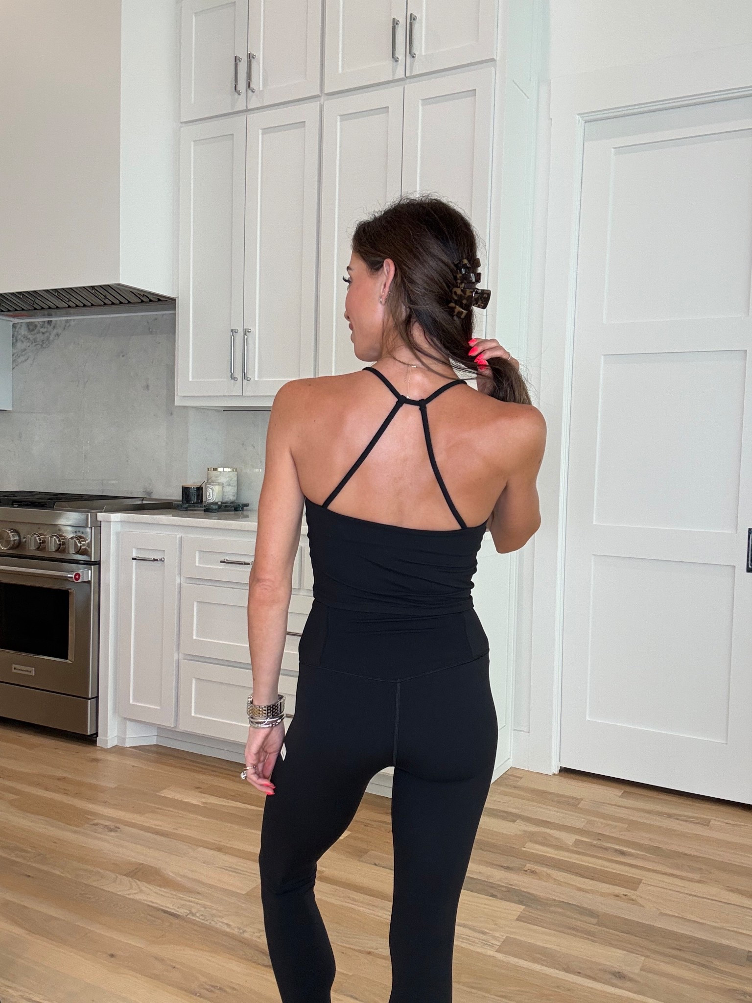 My new favorite tank and leggings! I love the fit of these and the fabric is amazing! Both come in other colors. Wearing XS in tank and 
 and XXS in leggings. @vuoriclothing-us  #vuoripartner

AllTheFeels™️ Strappy Back Tank and Vuori AllTheFeels™️ Legging

#LTKfitnessgoals #LTKootd #LTKActive