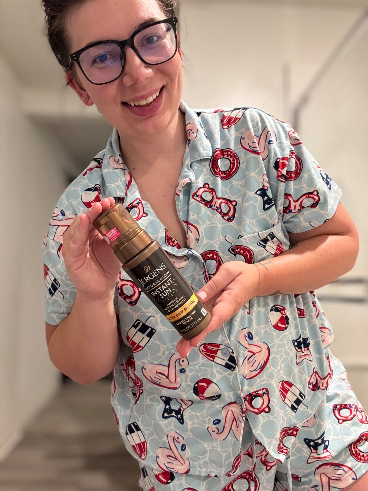 My favorite no mess no fuss self tan 

Lasts all week & super easy application! 

Self tan | self care | mom life | Walmart | Walmart beauty | Walmart finds | beauty | sale alert | cyber week | Black Friday 

#LTKselfcare #LTKmomlife #LTKBeauty