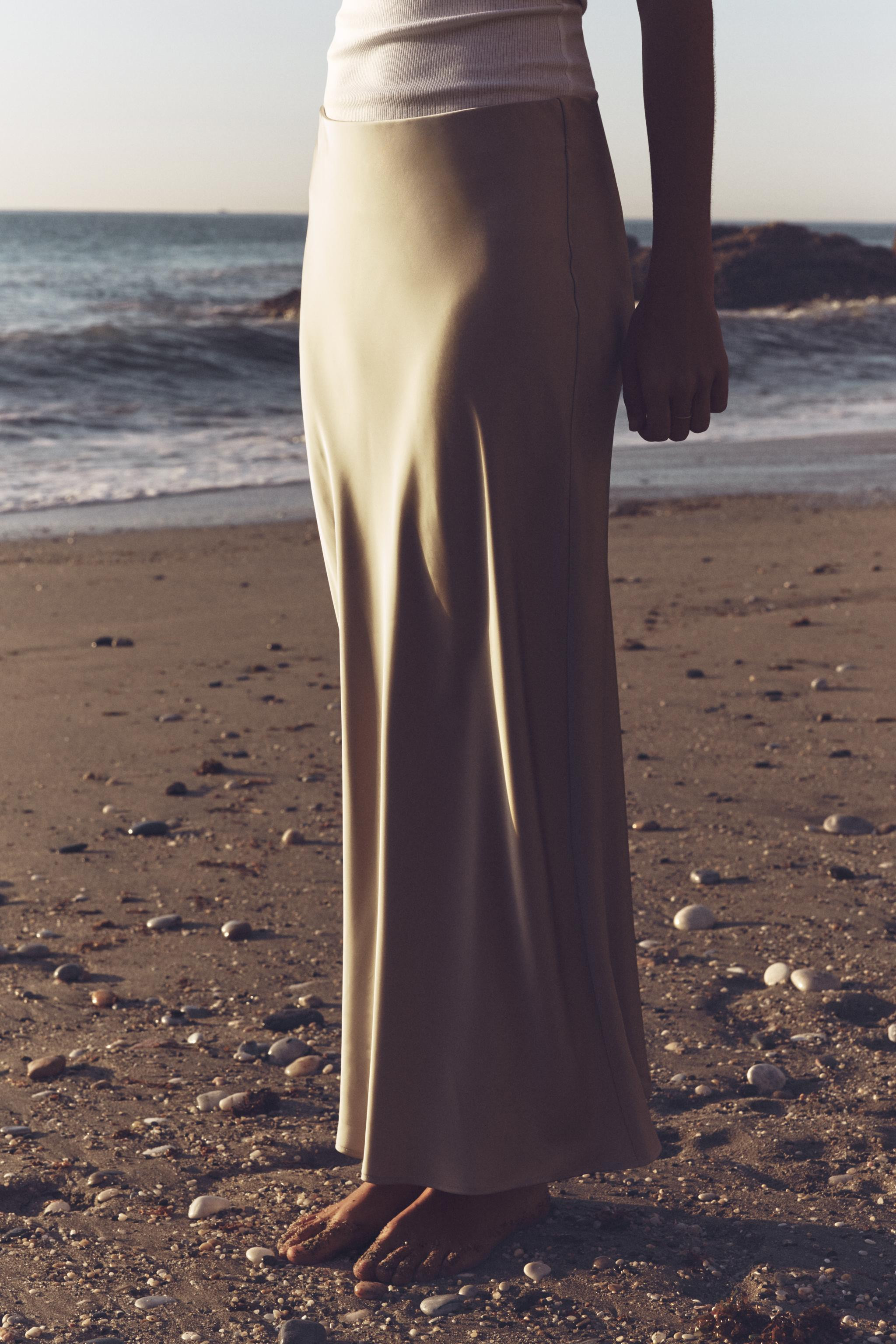 SATIN EFFECT MIDI SKIRT | Zara US