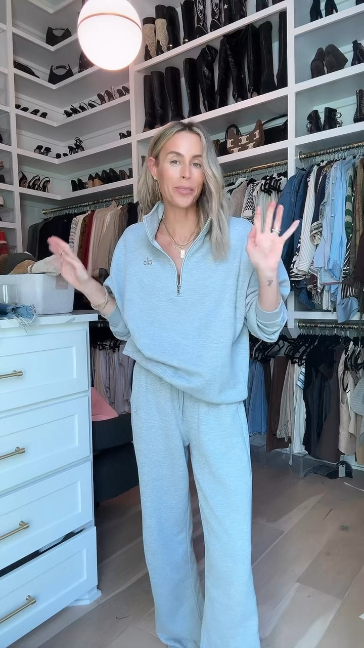 Alo yoga haul 🤎

#LTKFindsUnder100 #LTKActive #LTKSeasonal