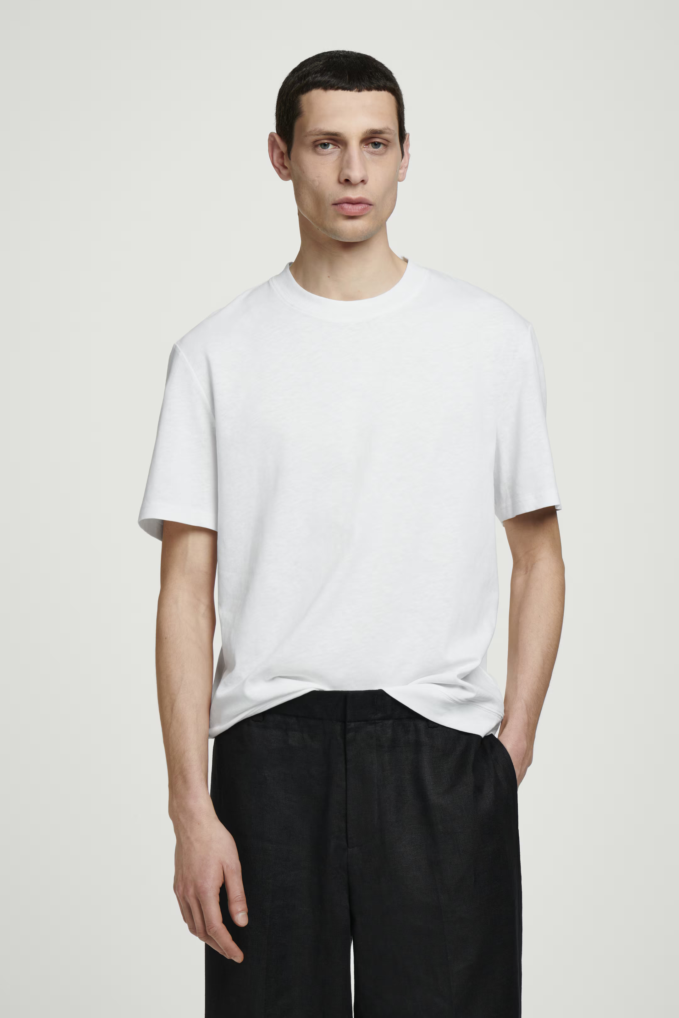 RELAXED SLUBBED COTTON-LINEN T-SHIRT | H&M (UK, MY, IN, SG, PH, TW, HK)