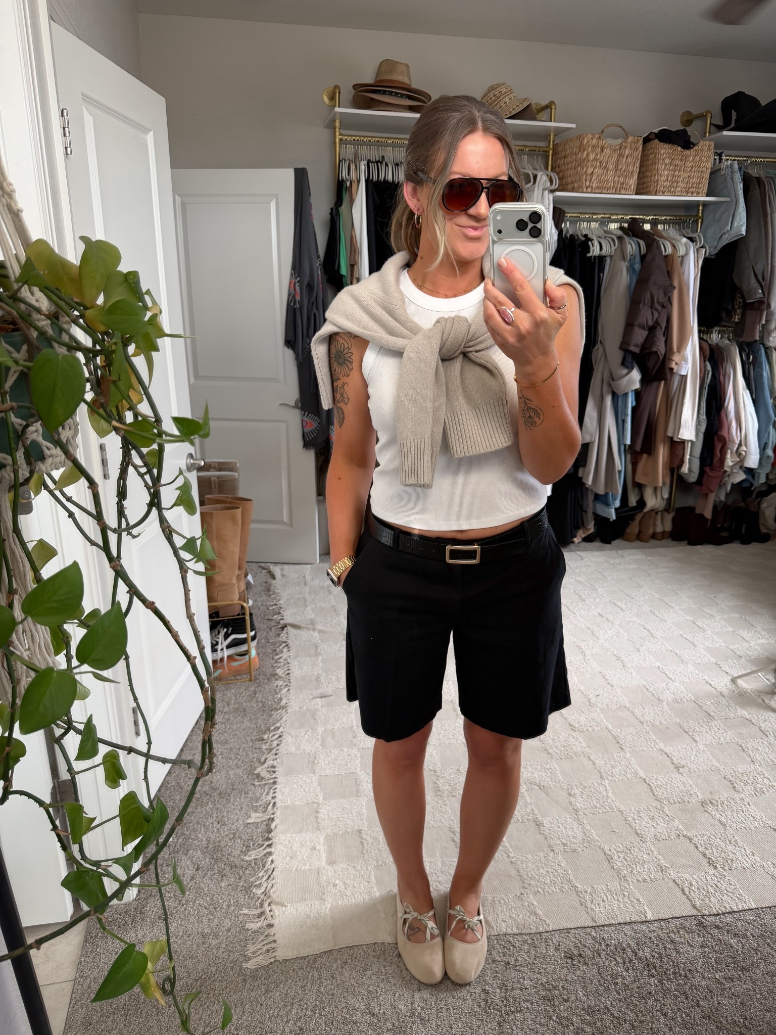 Large tank & sweater, 30 shorts (US & 🇨🇦) 11 flats 

#LTKTall #LTKOver40