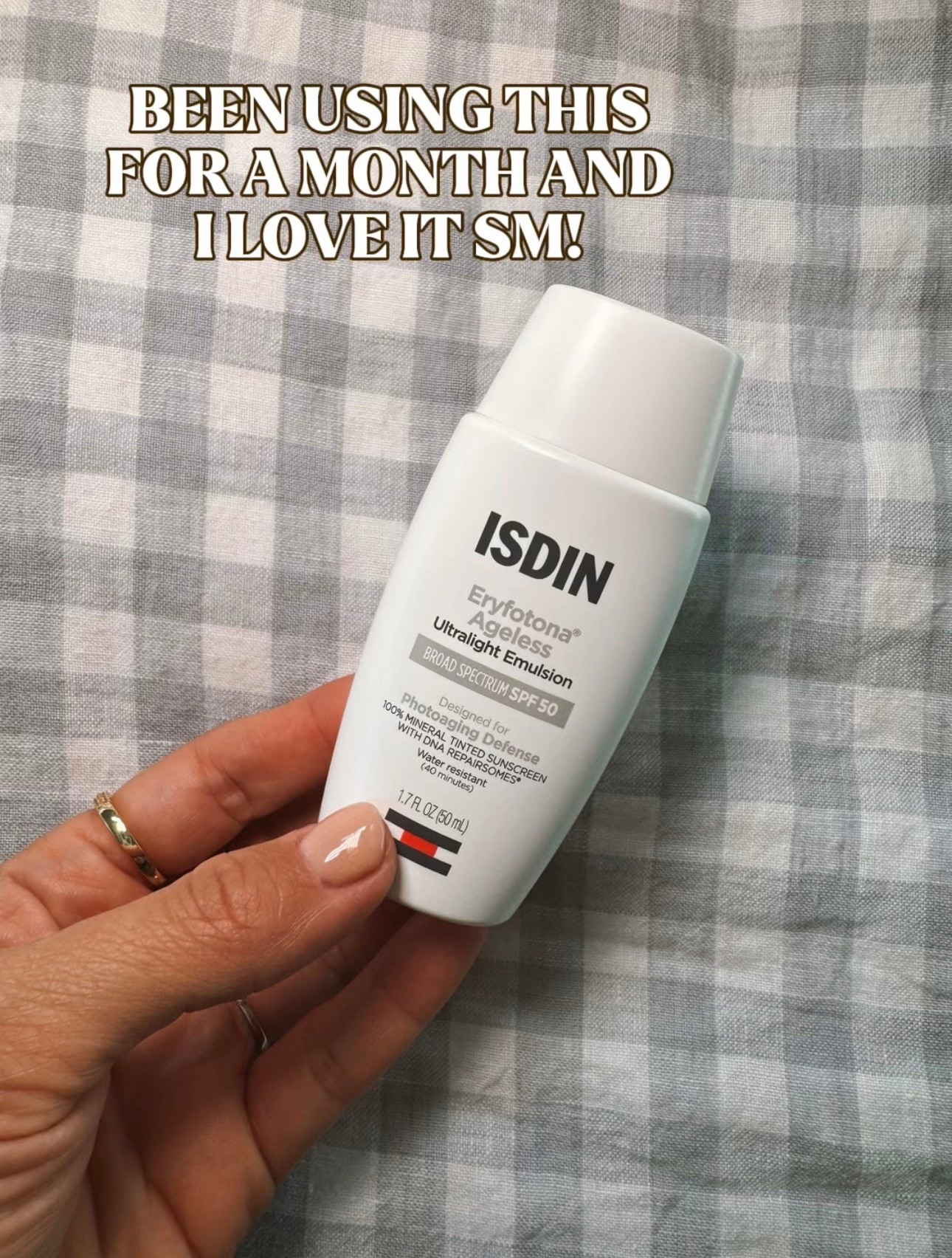 I’ve tried a lot of SPFs and this is the one I keep reaching for. Lightweight, glowy, doesn’t pill under makeup, and gives amazing sun protection. If you’re looking for an everyday SPF, start here. ☀️

#LTKBeauty #BeautyFinds #SkincareFavorites #SPFEveryday #SummerBeauty

#LTKgrwm #LTKBeauty