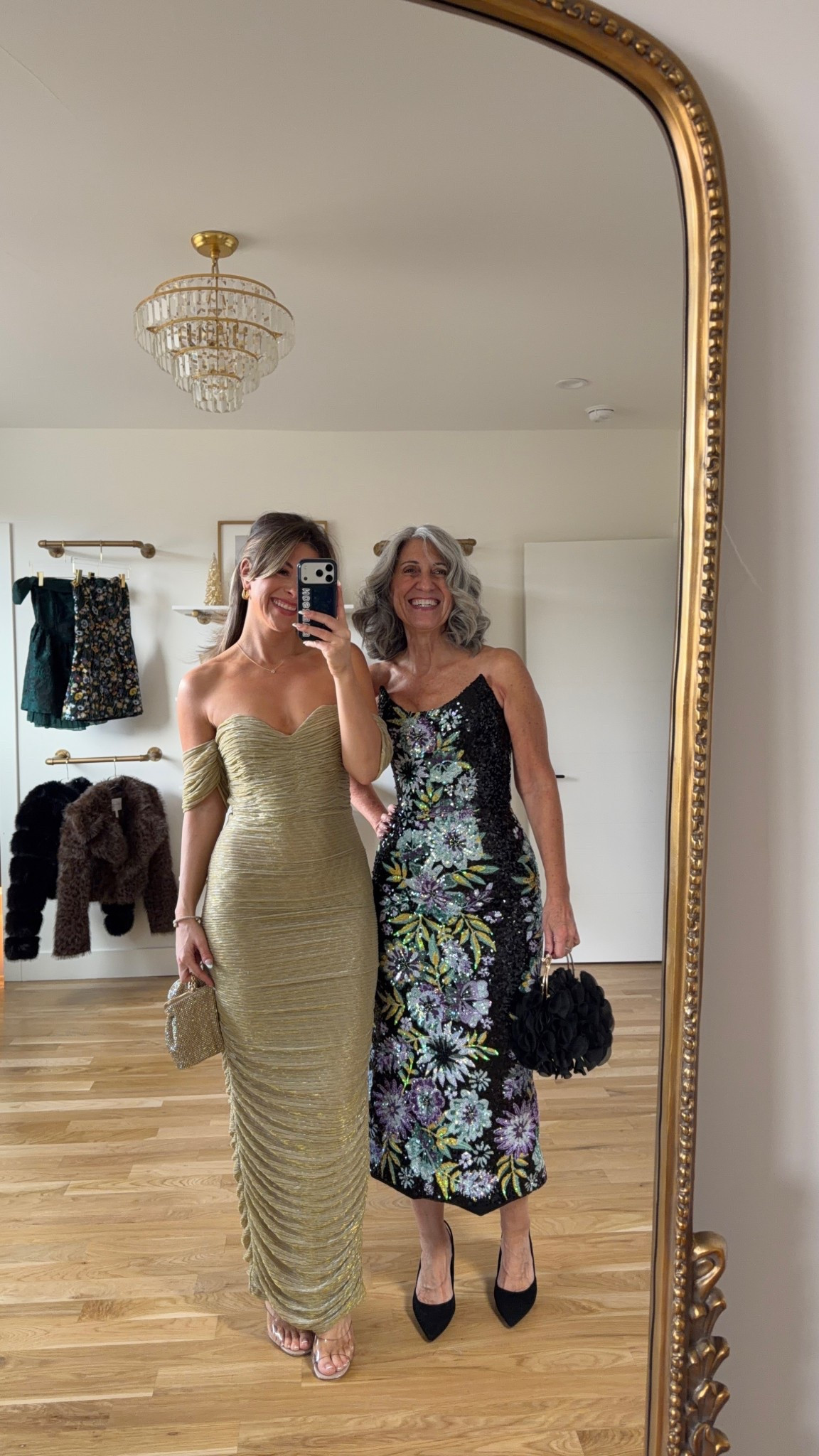 Mom and me wedding guest and formal event dresses

Vici code: emerson40
Saks code: freeship

Wearing my usual small/2
Mom wears a medium/6

Wedding guest
Formal event
Black tie
Gold metallic
Floral
Special occasion
Winter party
Mother of the bride

#LTKSeasonal #LTKHoliday #LTKWedding