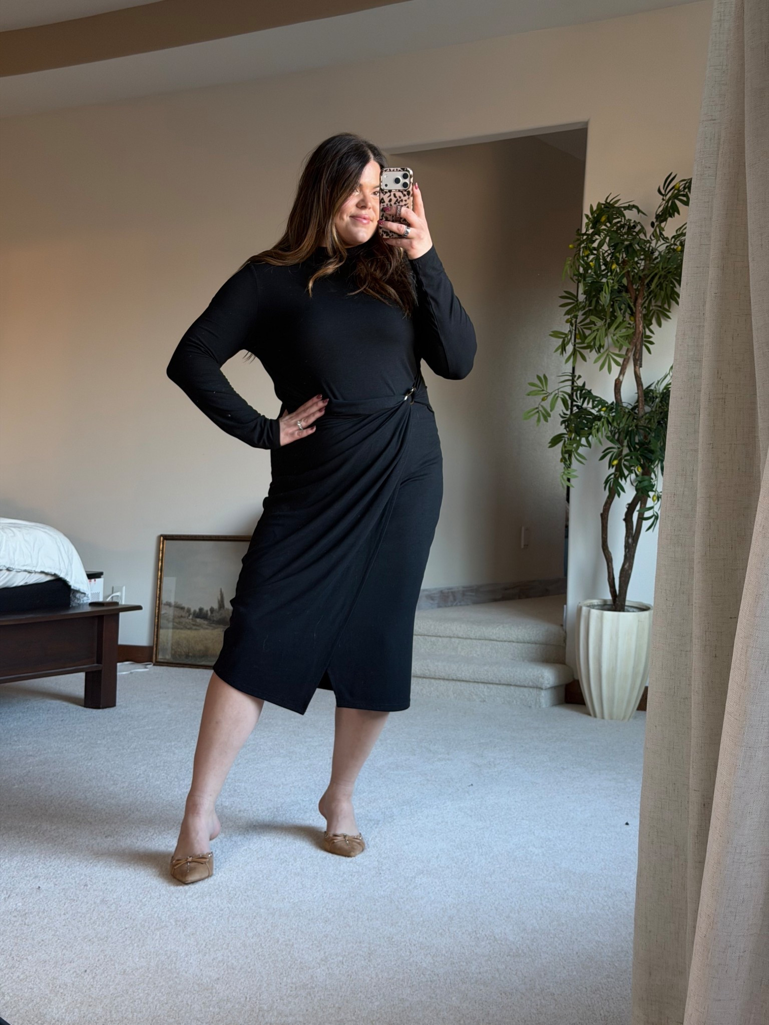 Midsize and has thick tummy approved black dress from Amazon. Perfect wedding guest dress, special event dress or even for a funeral

Wearing size XL