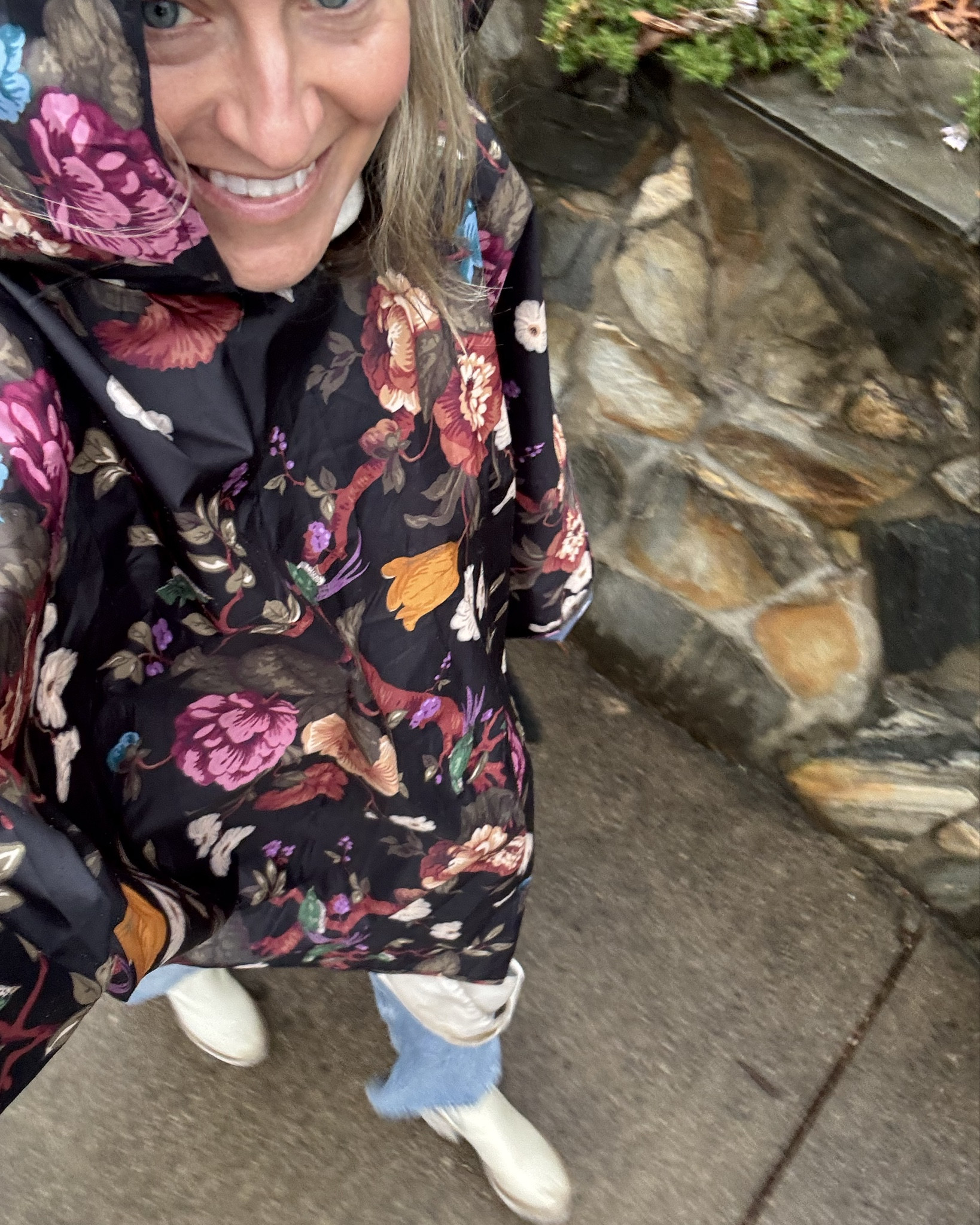 Extended one more day!  Poncho is an amazing mother in law gift idea! 

#LTKHoliday #LTKGiftGuide #LTKSaleAlert