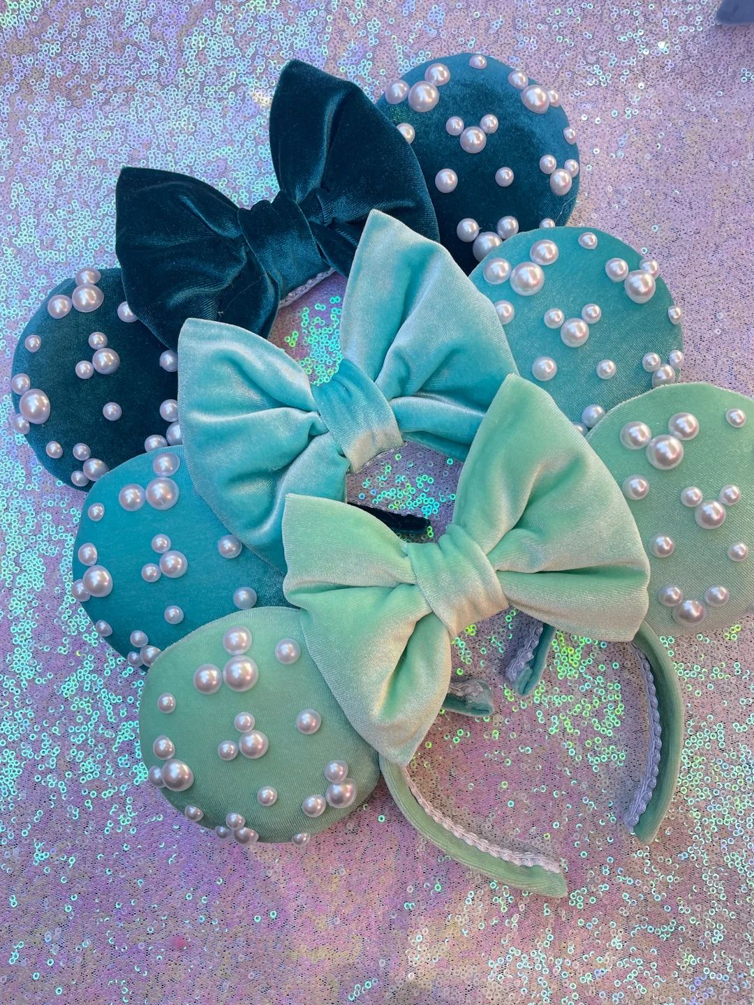 Pearl Velvet Minnie Ears - Etsy | Etsy (US)