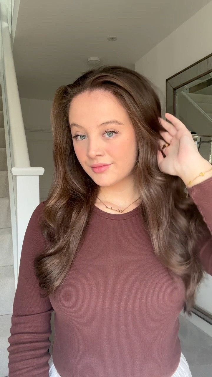 bouncy blowdry goals🍒❤️💆🏻‍♀️

using the gorg new mark hill x rachel leary edit!! gifted 

#bouncyblowdry #blowdrytutorial #hairtutorial #hairrollers #athomeblowdry #hairtutorial


#LTKgiftguide #LTKgrwm #LTKmakeup
