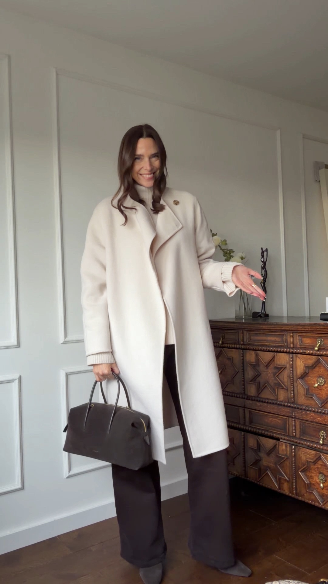 
Size info:
Jumper, small
Jeans, UK 8
Coat, UK 10
Bag is the midi

Spring outfits, espresso brown outfits, cream jumper, dark brown boots, brown jeans, dark brown suede bag. 

#LTKstyletip #LTKshoecrush

#LTKOver40 #LTKgrwm