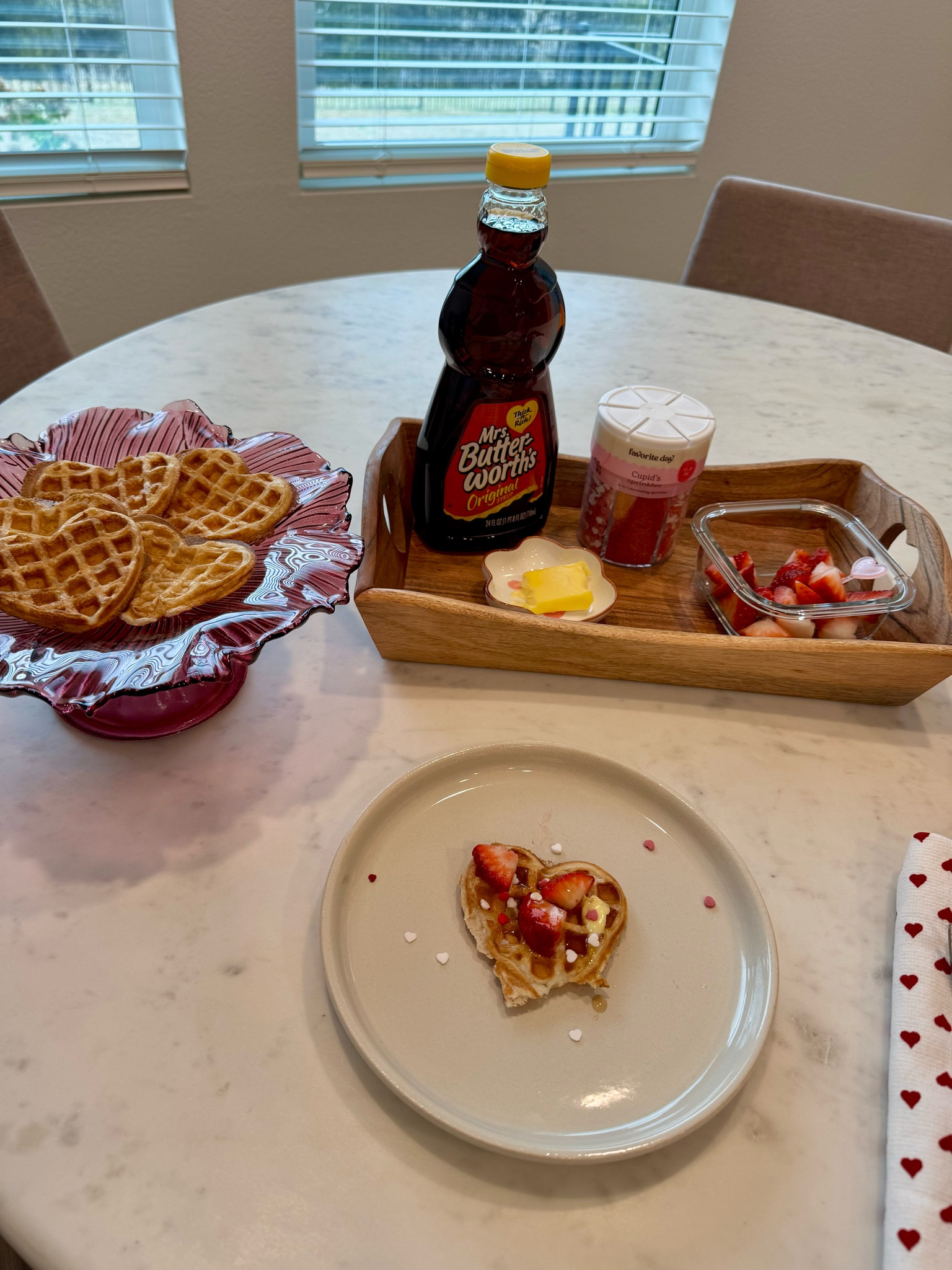 let’s make valentine’s waffles!

#LTKFindsUnder50 #LTKSeasonal #LTKHome