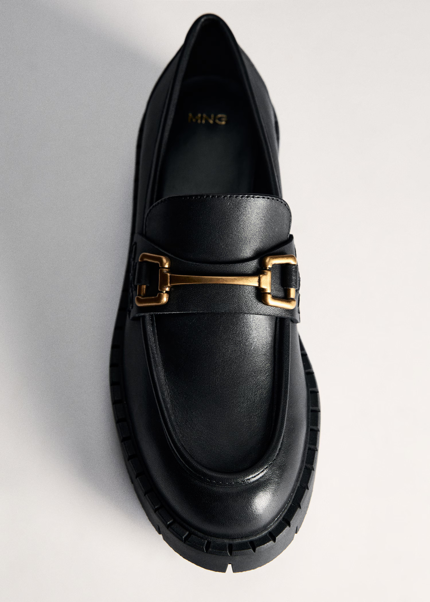 Leather loafers with metallic detail | Mango (US/MX/AU)