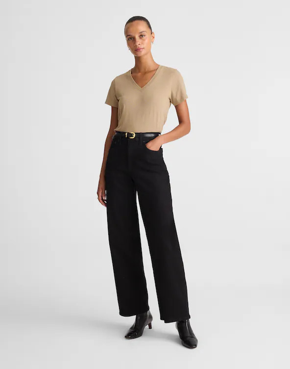 The Easy V-Neck Tee in Soft Slub | Madewell