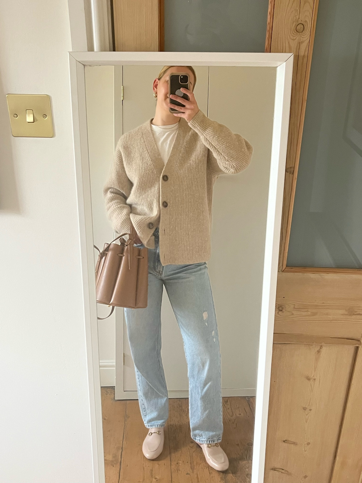 Stradivarius jeans edit 👖 

#LTKSeasonal #LTKunder50 #LTKeurope