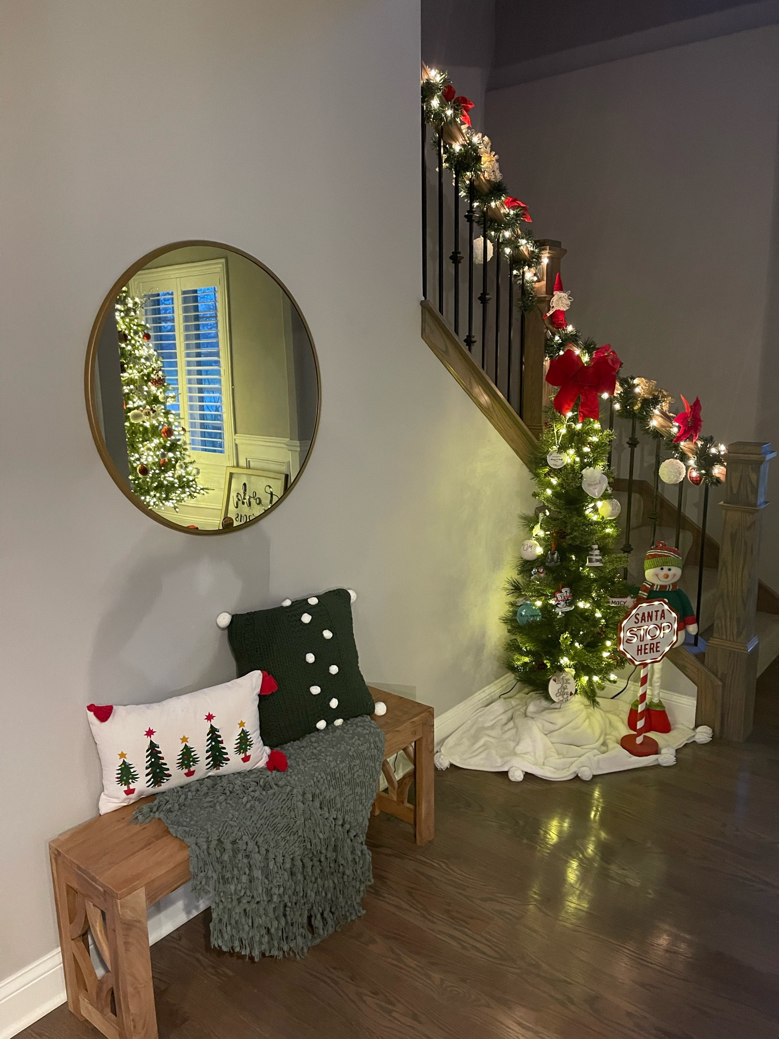 What’s better than a cozy Christmas corner?! 

#LTKSeasonal #LTKHoliday #LTKhome