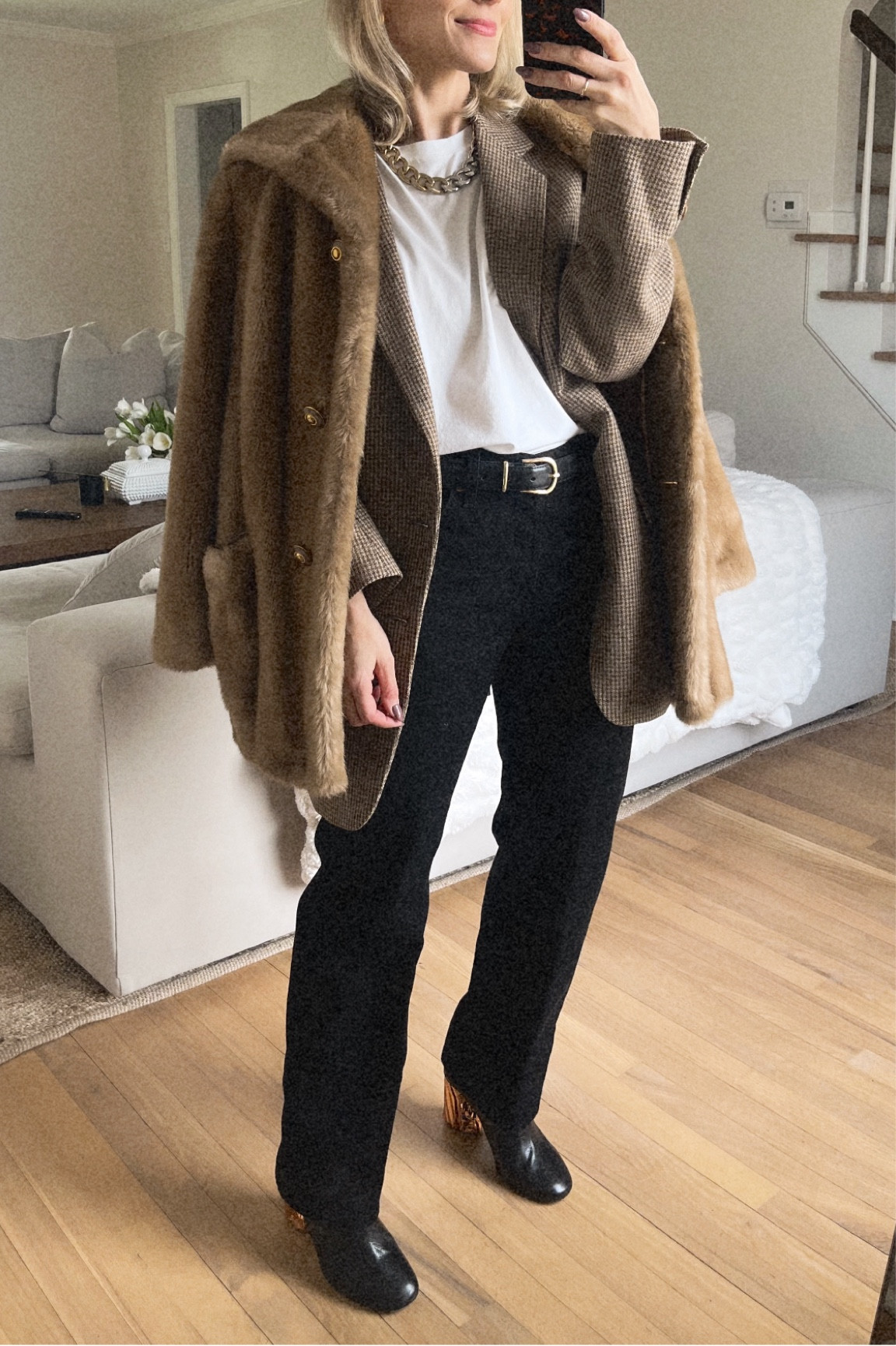 Faux fur layered with an oversized blazer 🤍 linking what i can and similar items for the rest. 