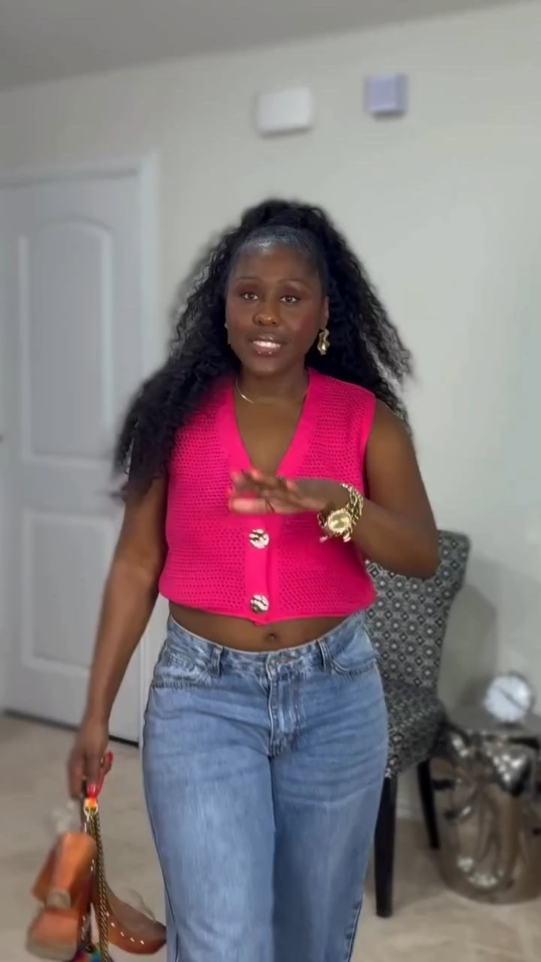 A casual date night on the town never looked so good! 

Deets
Pants: @fashionnova 
Shirt: @sheinofficial 
Jewelry: @shein_us 
Shoes: @rossdressforless 
Purse: @kurtgeiger 
Hair: @ulahairofficial Burmese Curly

#fashionnova #fashionnovafit #clothinghaul #fashionnovahaul #denim #denims #denimondenim #haul #ootd #summerfashion #dfwinfluencer #dfwinfluencers #dallascontentcreator #ugccreator #dallasinfluencer #dallasinfluencers #fashionista