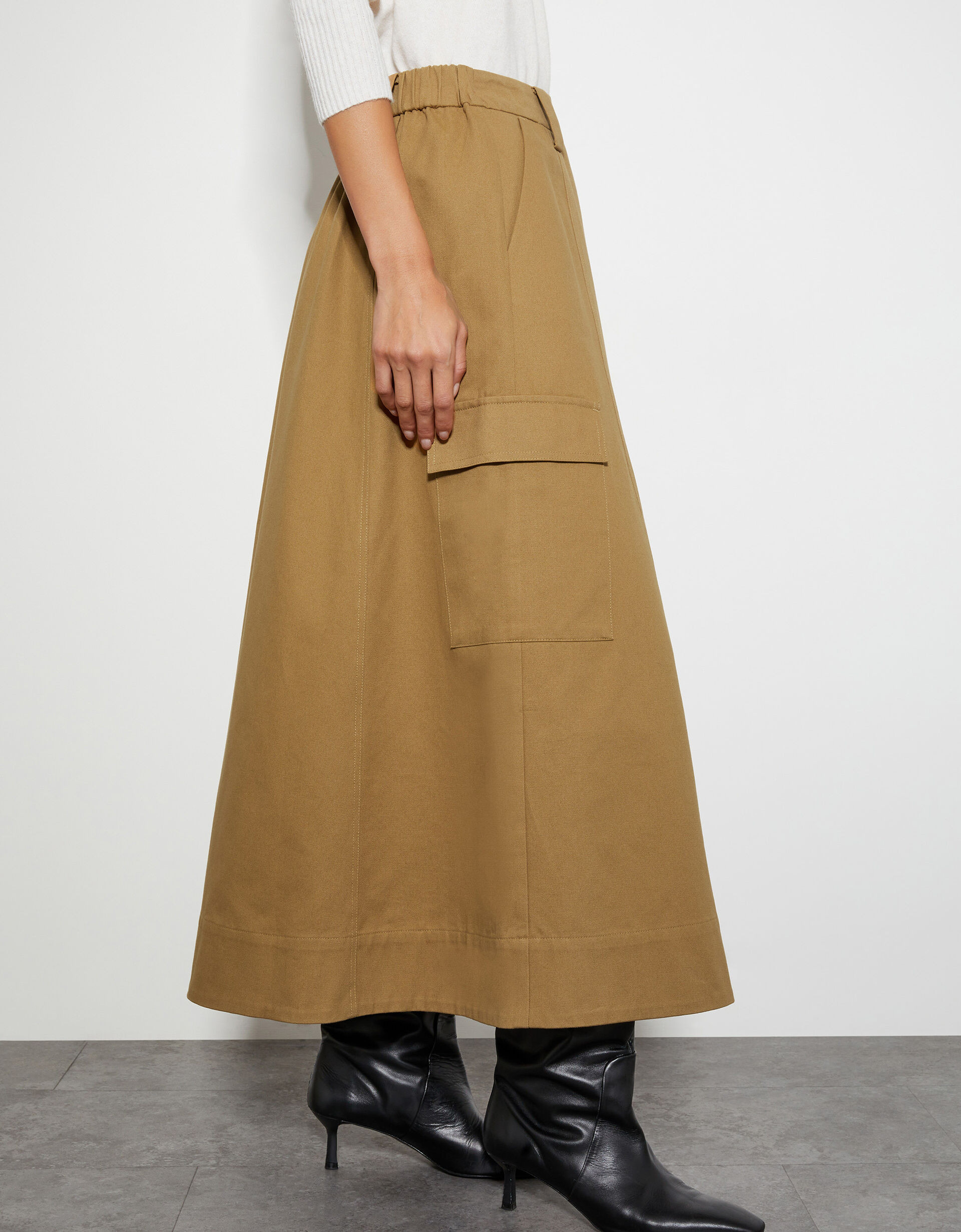 Hanna Cargo Maxi Skirt Natural | Monsoon (UK)