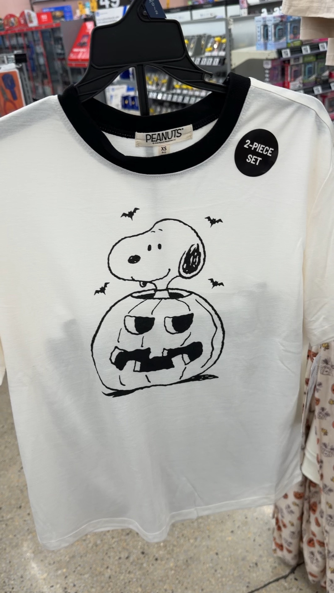 Peanuts pajamas at Walmart for fall Halloween!