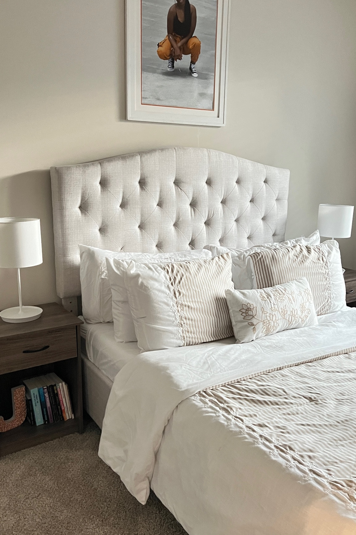 My Favorite Walmart bedroom furniture/bedding. 

Walmart finds// Walmart// Walmart bed // Walmart night stands // Walmart bedding// Walmart pillows //

#LTKFind #LTKhome