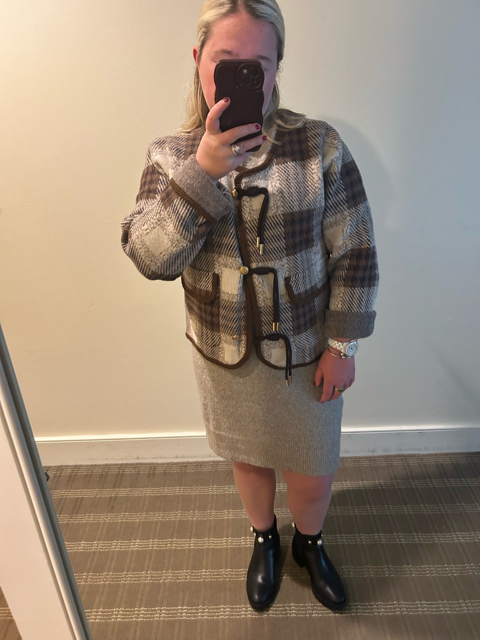 Dinner fit in Vermont, this jacket looks like $$

#LTKstyletip #LTKSeasonal #LTKfindsunder50