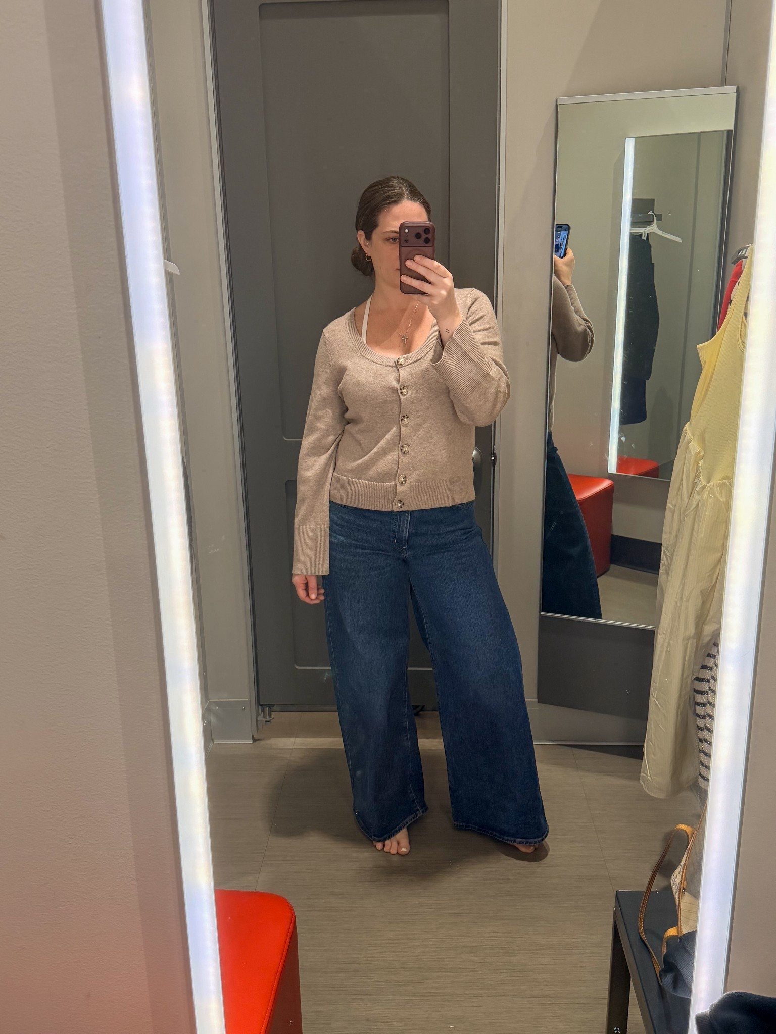 These @Levi's wide leg high waisted jeans from @Target are a dream an under $60!!

#LTKmomlife #LTKootd #LTKTall