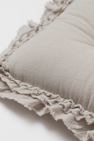 Ruffle-trimmed Seat Cushion | H&M (US + CA)