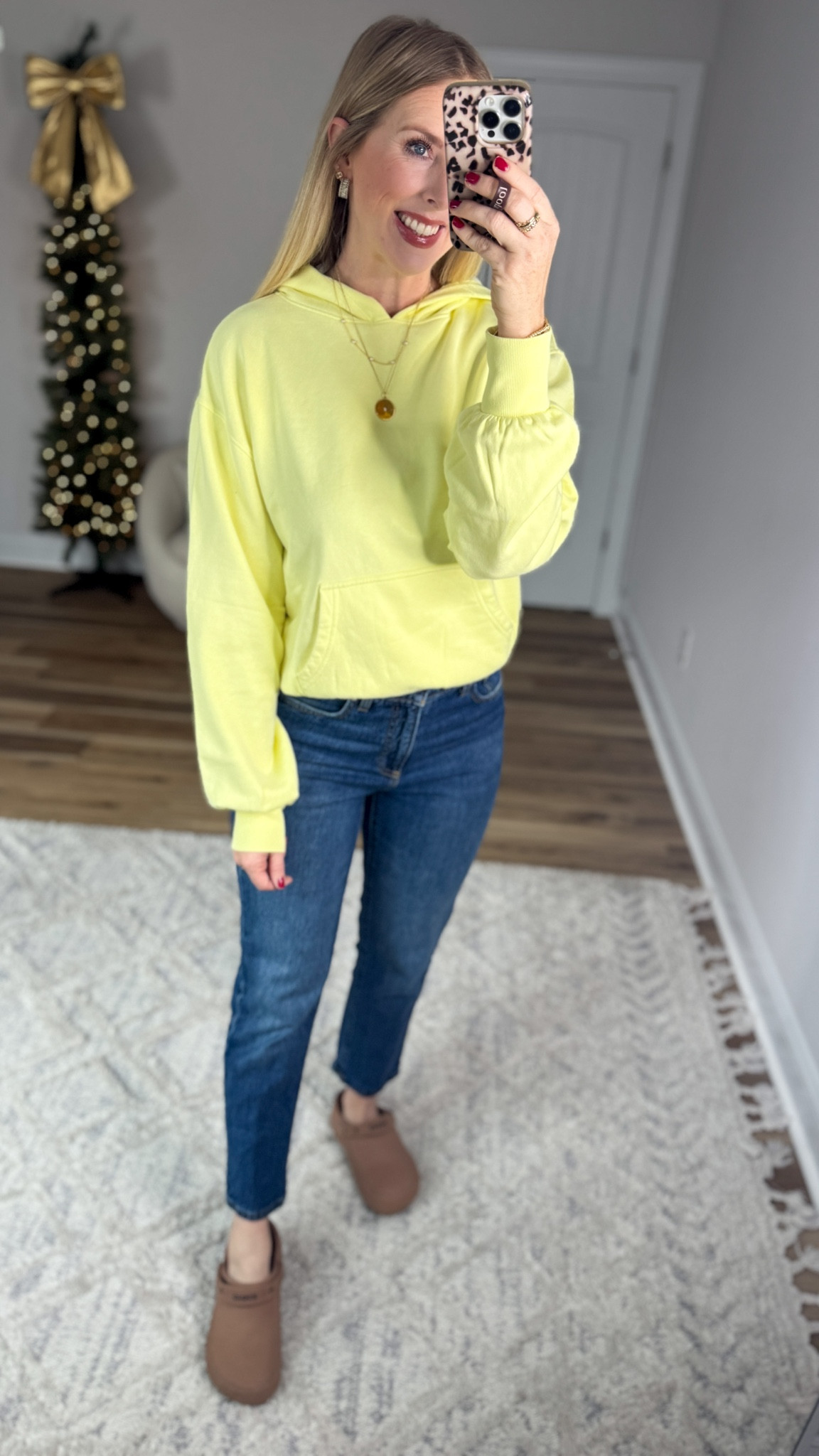 Daily try on, Walmart outfit, Walmart fashion, Walmart try on, neon yellow hoodie

Small 

#LTKFindsUnder50 #LTKootd