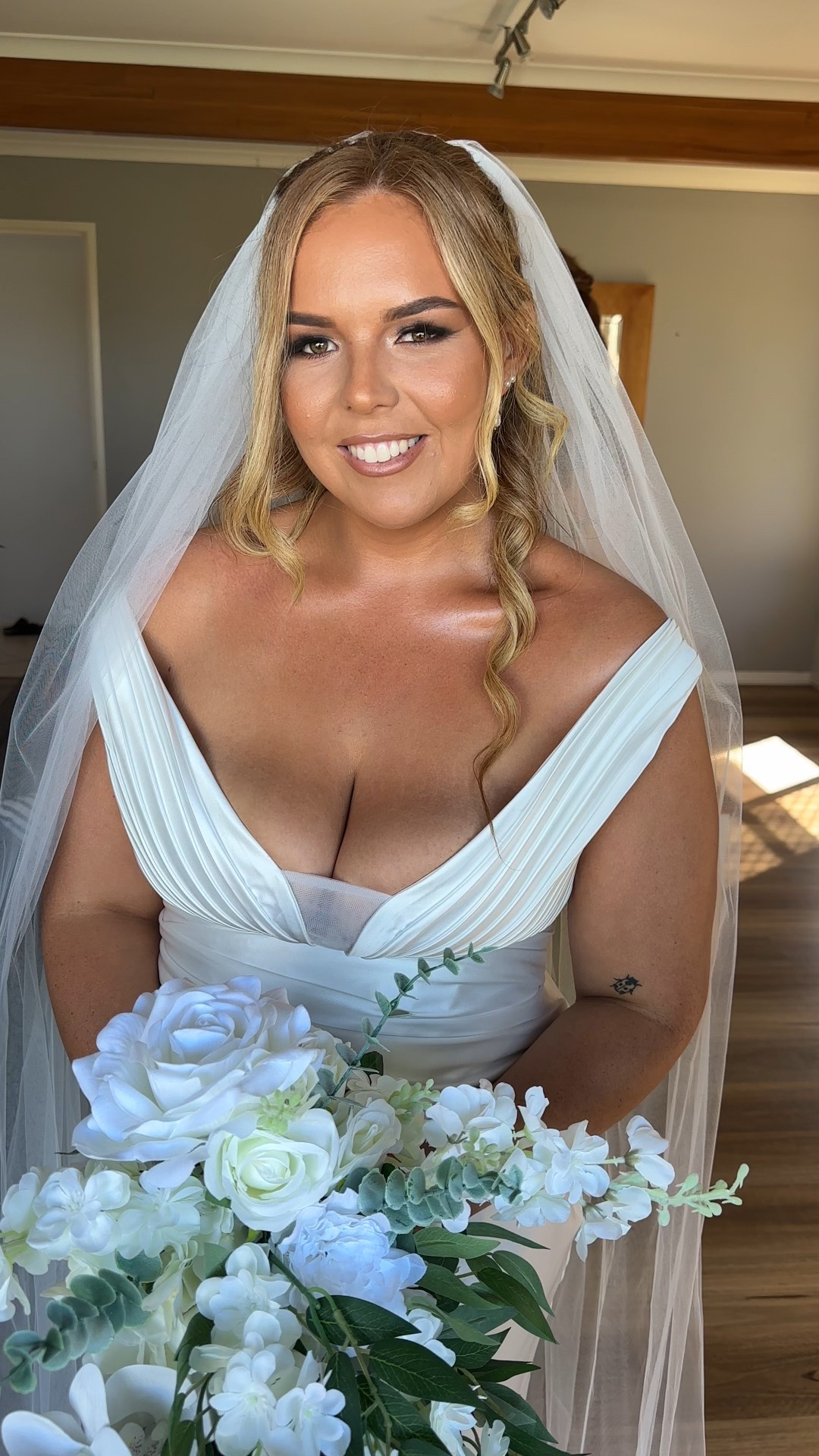 Bronzed Baddie Bride 


#LTKaustralia #LTKwedding #LTKbeauty