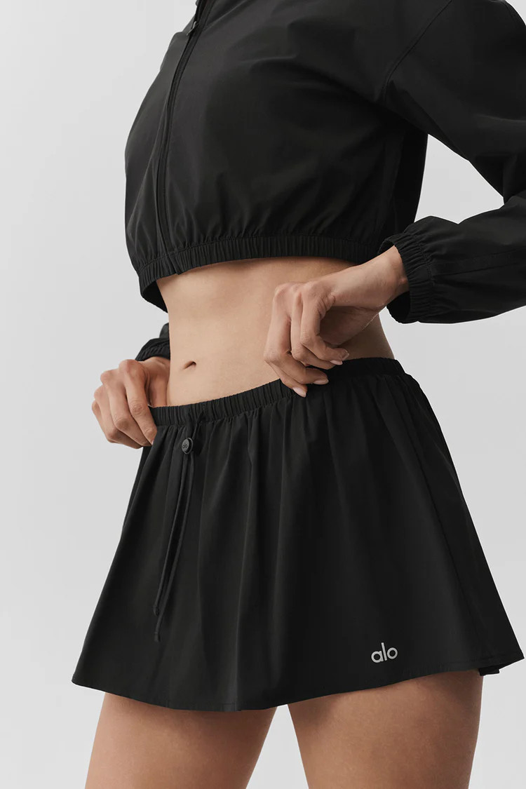 Breezy Tennis Skirt - Black | Alo Yoga