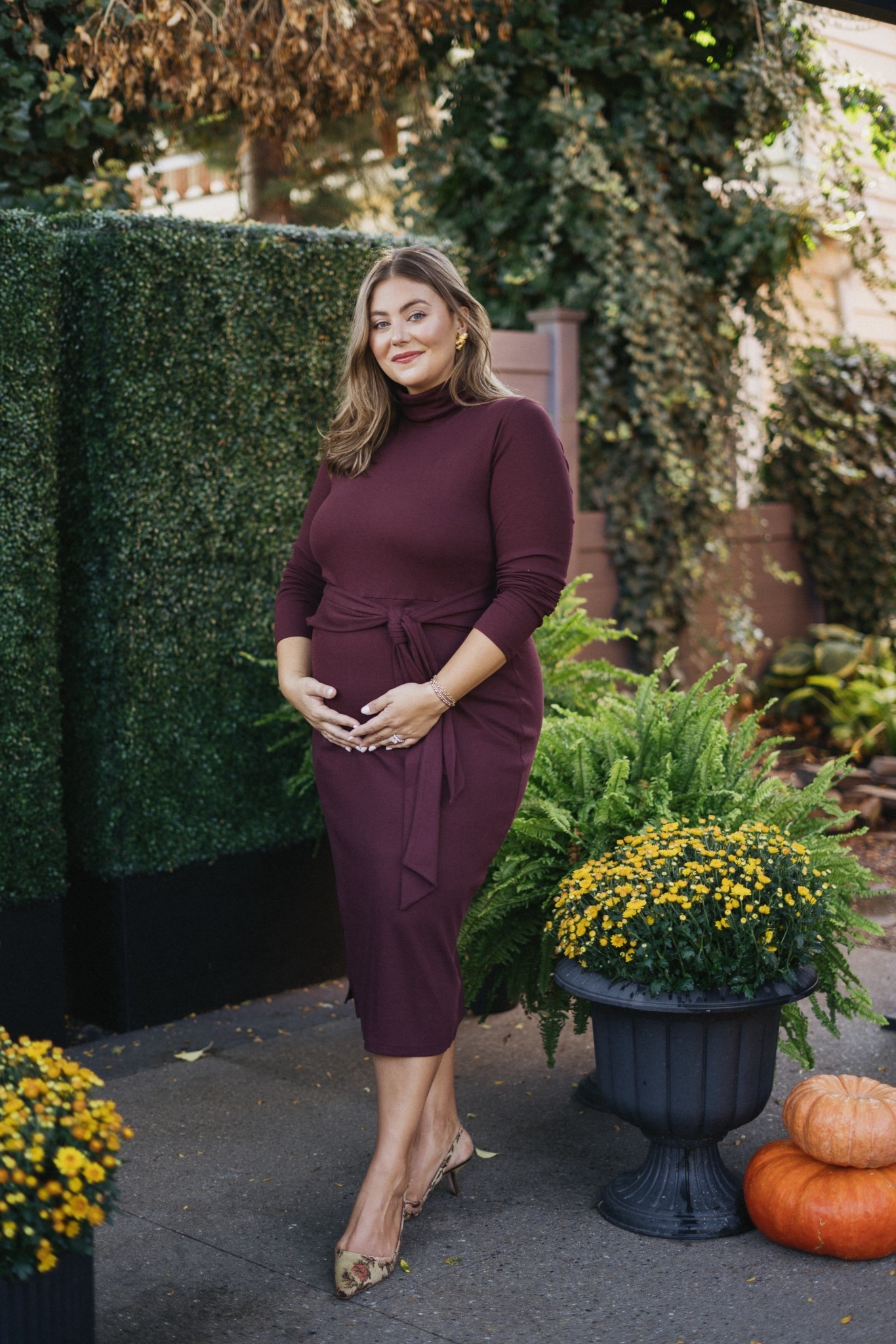 Maternity photos - family photo outfit for mom - non-maternity dress, bump friendly dress. Wearing size XXL in dress. 

#LTKStyleTip #LTKSeasonal #LTKPlusSize
