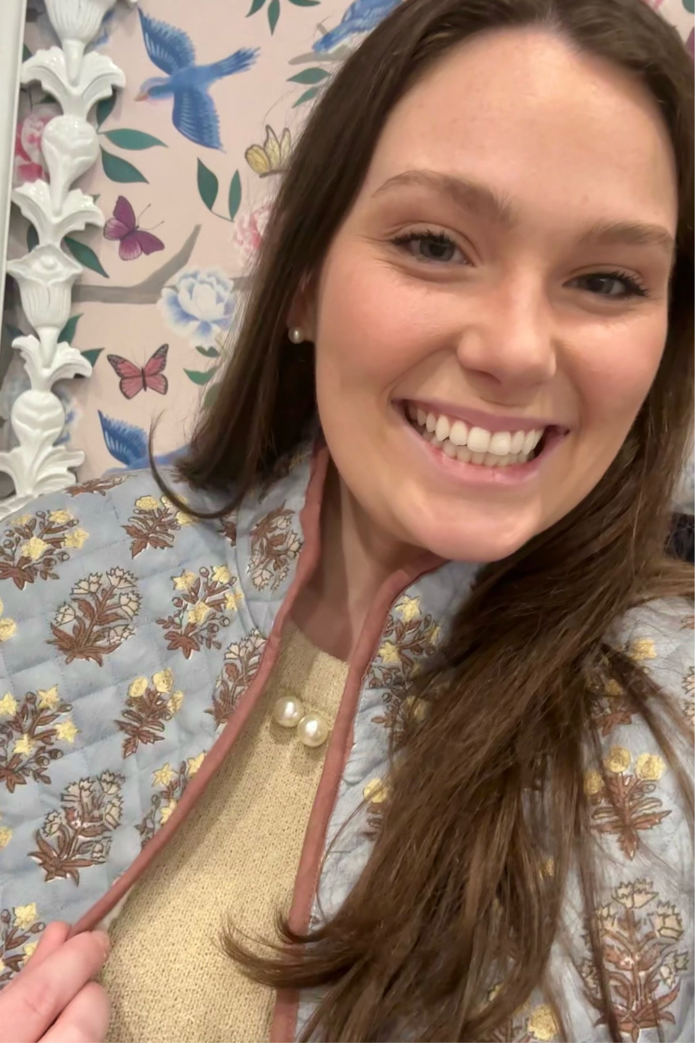 Layering outfit - 
Endless Rose knit pearl tank
Victoria Dunn quilted jacket
Straight jeans
Brown suede booties
Pearl studs

available from tulipsinlittlerock.com

#LTKfindsunder50 #LTKfindsunder100 #LTKSeasonal