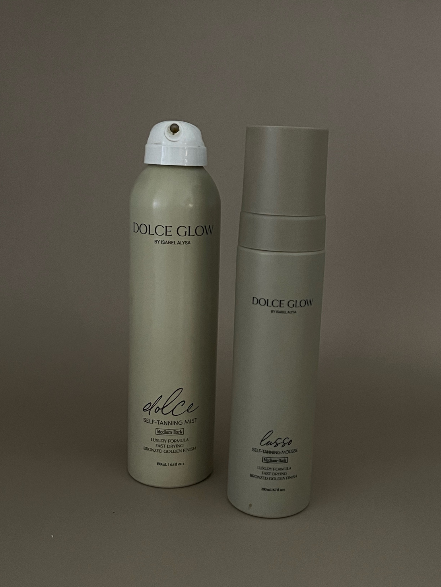 okay i can now without a doubt say this is the best tan i’ve EVER used (i’ve been self tanning for 6+ years) 

it actually dries down and doesn’t feel sticky
it doesn’t stink
the color is unreal
it is fading so nicely 
i used the mist on my face and it didn’t break me out 

sooooo impressed ⭐️⭐️⭐️⭐️⭐️