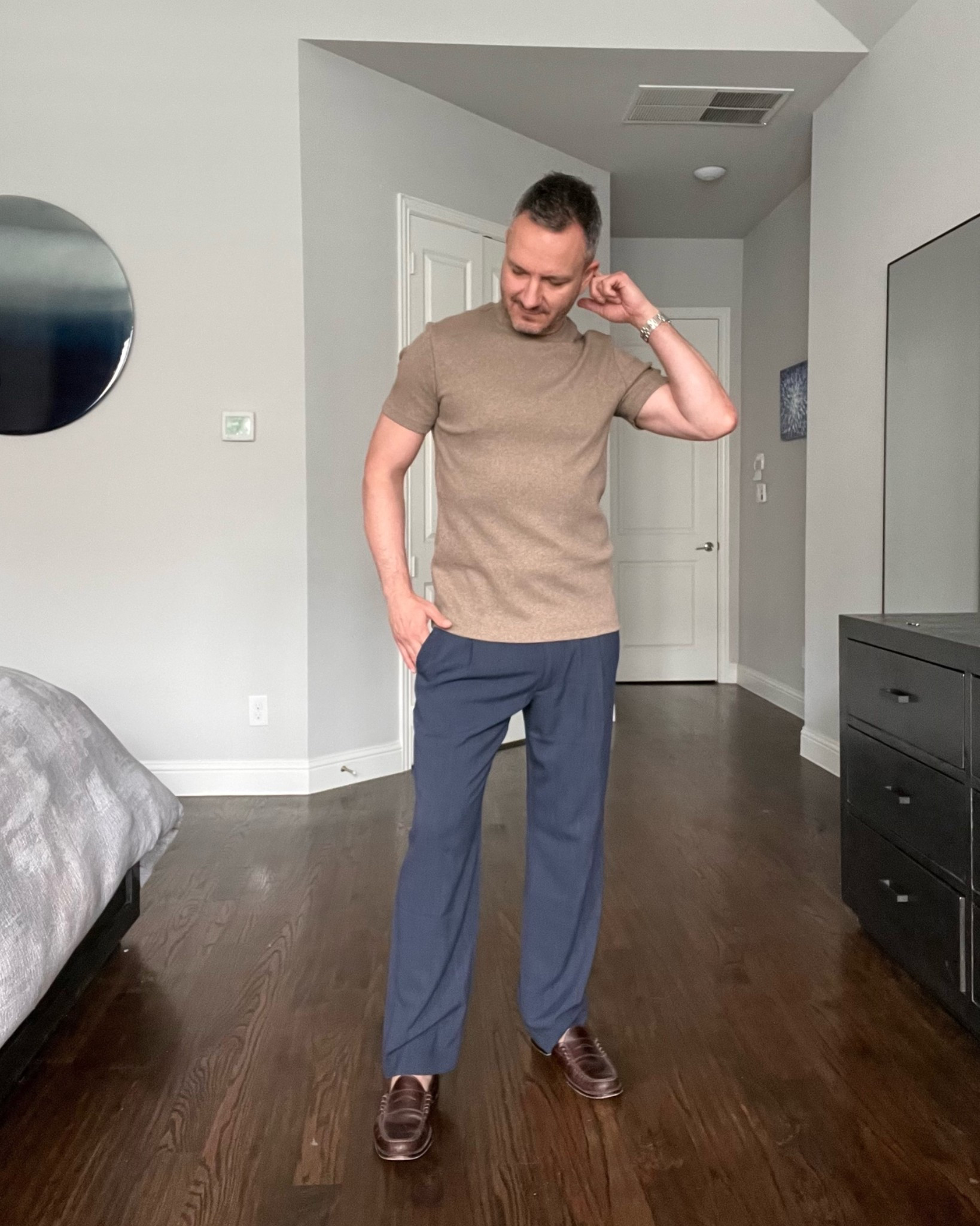 Keeping it casual yet elevated with these hybrid pants from Abercrombie.

#LTKMens #LTKootd #LTKWorkwear