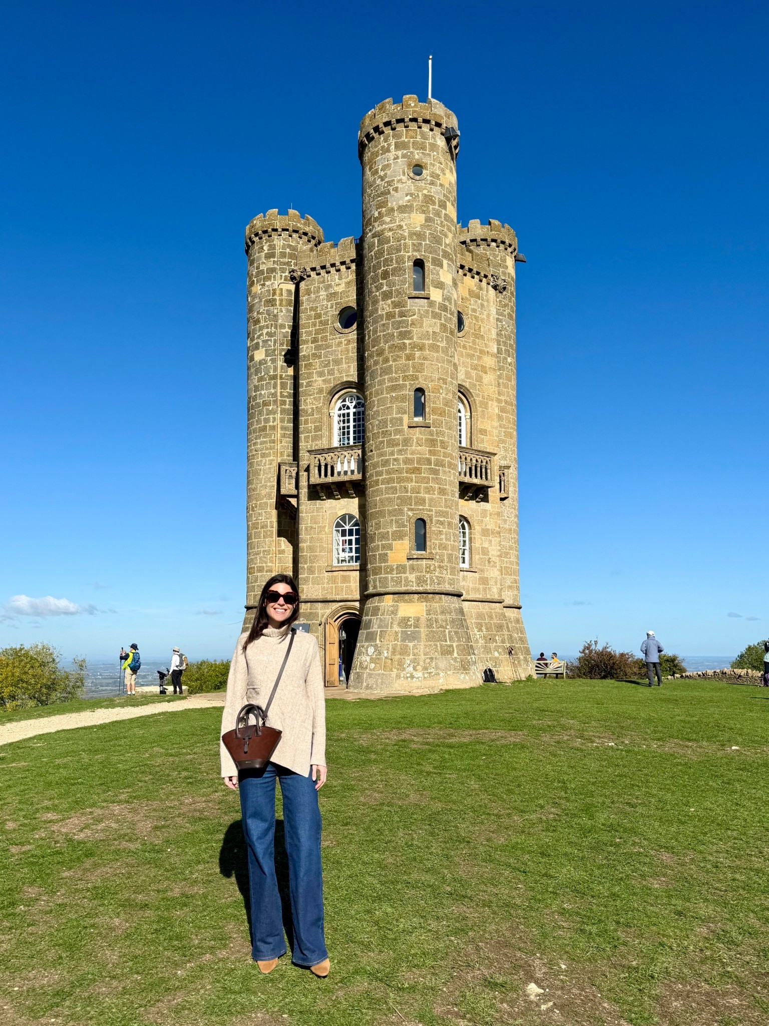 Jeans: 23
Sweater: xs 
Booties: 8

#LTKFindsUnder100 #LTKSeasonal #LTKTravel