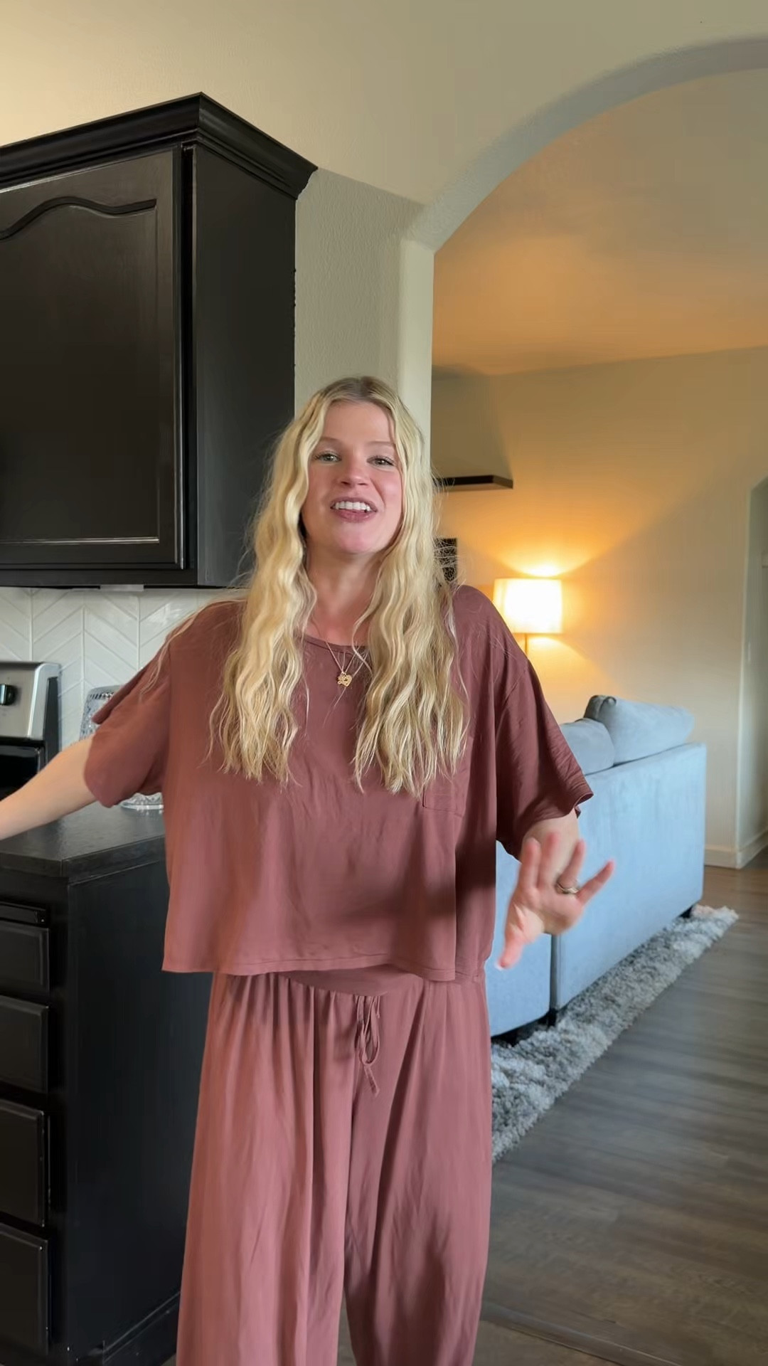 closing shift w/ me 🥰😇🙈 #sahm #nightvlog #momvlog #sahmdiaries #sahmvlog
 

#LTKMothersDay #LTKgrwm #LTKmomlife