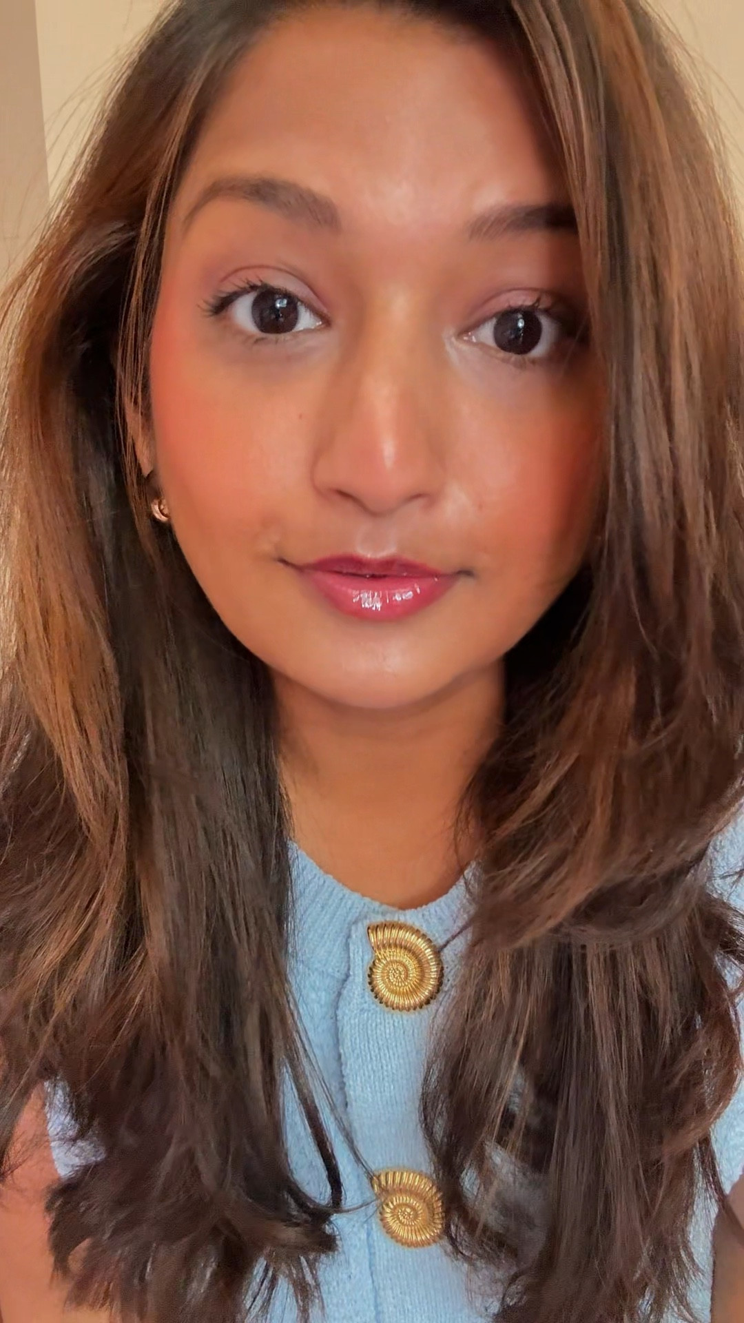 Carried cosmetics killed it with this product!! 
Magic shine eraser 🤍

#catricecosmetics

#LTKFindsUnder50 #LTKBeauty #LTKStyleTip