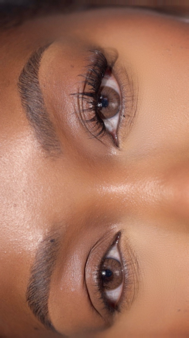 Easy DIY lashes 🙌🏾
These under lashes are super easy to apply, i did this whole set so quickly, around 3 mins per eye. They’re so lightweight, the clusters are the perfect width and are not fiddly to apply but I did have some issues getting a few out of the packet as they’re glued on pretty well lol.

This was my first time trying Kiss lashes and I’m really impressed with this lil lash extension kit. I don’t like to sleep with underlashes on so I did remove them at the end of the day which was super easy. 

I’ve been using the adhesive for other lashes too. It’s by far my favourite under lash bond / adhesive to use now. 


#LTKOver40 #LTKBeauty